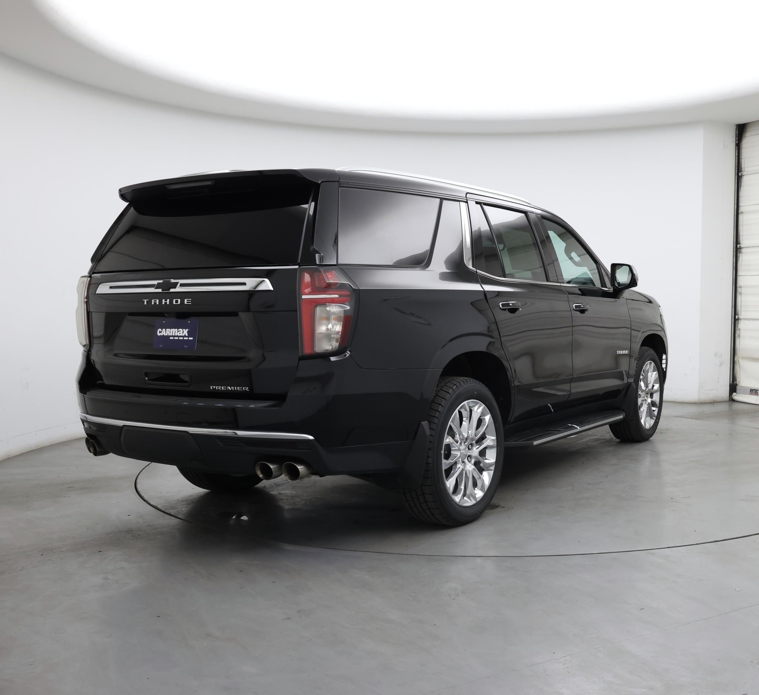 Thumbnail: 2023 Chevrolet Tahoe - 8