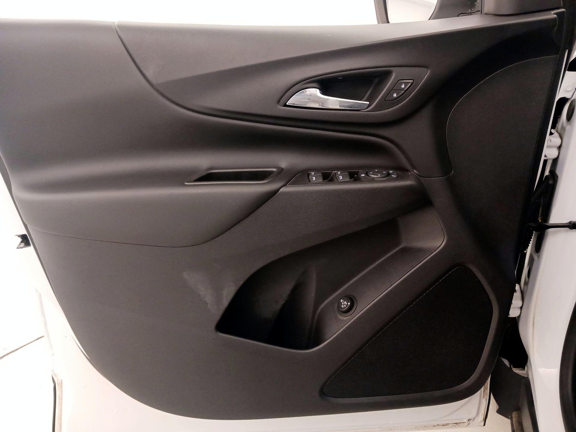 Thumbnail: 2021 Chevrolet Equinox - 12