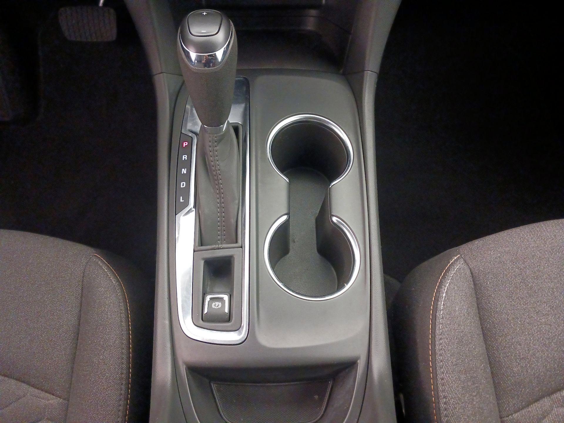 Thumbnail: 2021 Chevrolet Equinox - 17