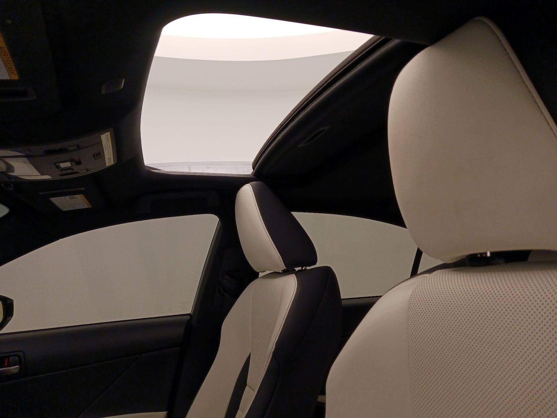 Thumbnail: 2023 Lexus IS - 19