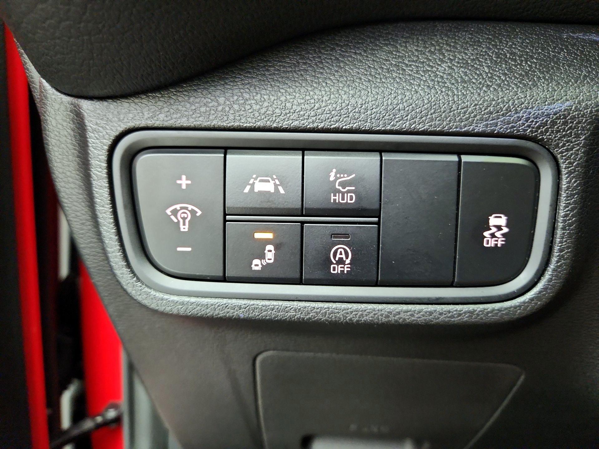 Thumbnail: 2020 Kia Soul - 13