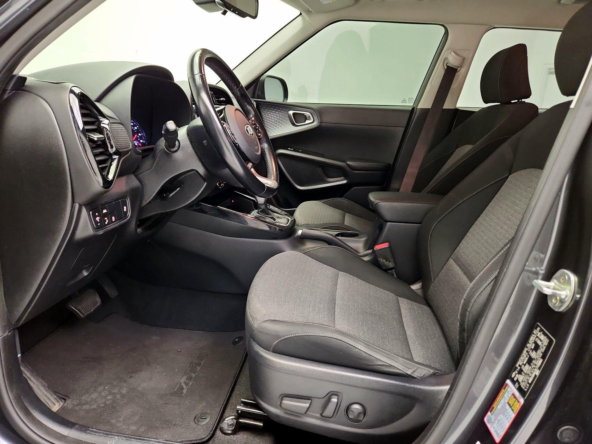 Thumbnail: 2020 Kia Soul - 11