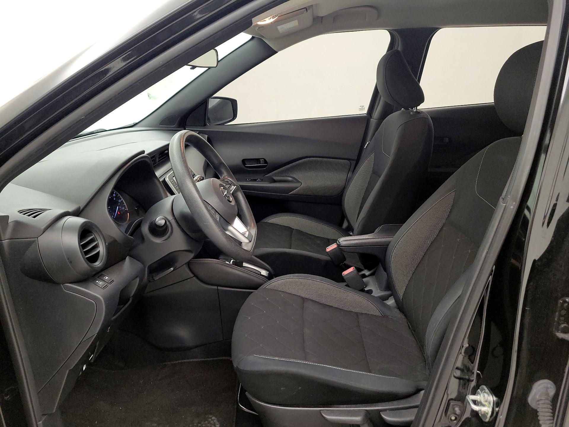 Thumbnail: 2019 Nissan Kicks - 11