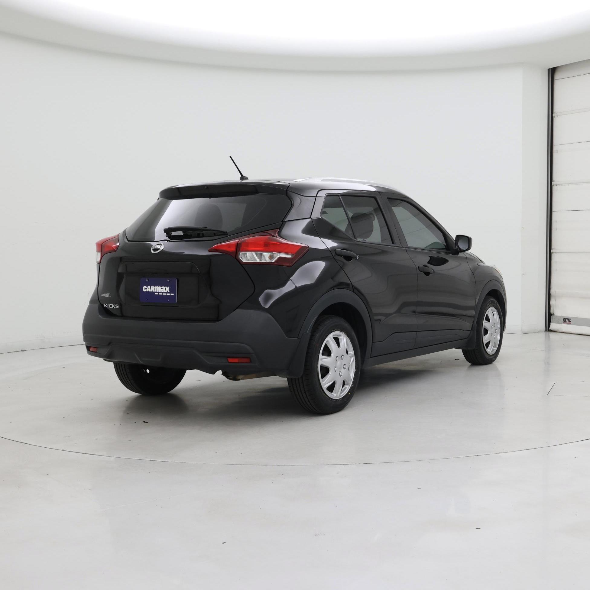 Thumbnail: 2019 Nissan Kicks - 8