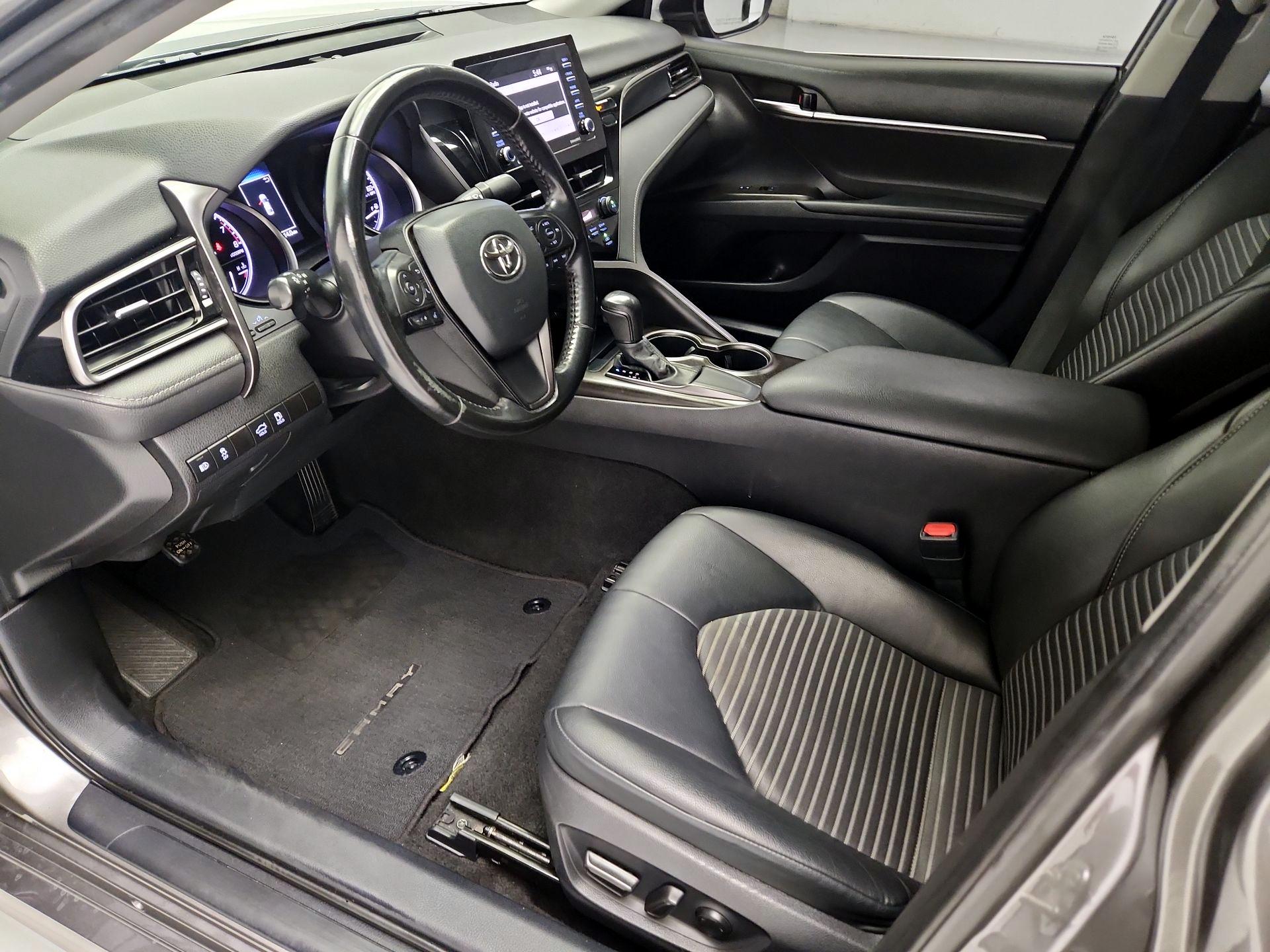 Thumbnail: 2021 Toyota Camry - 11