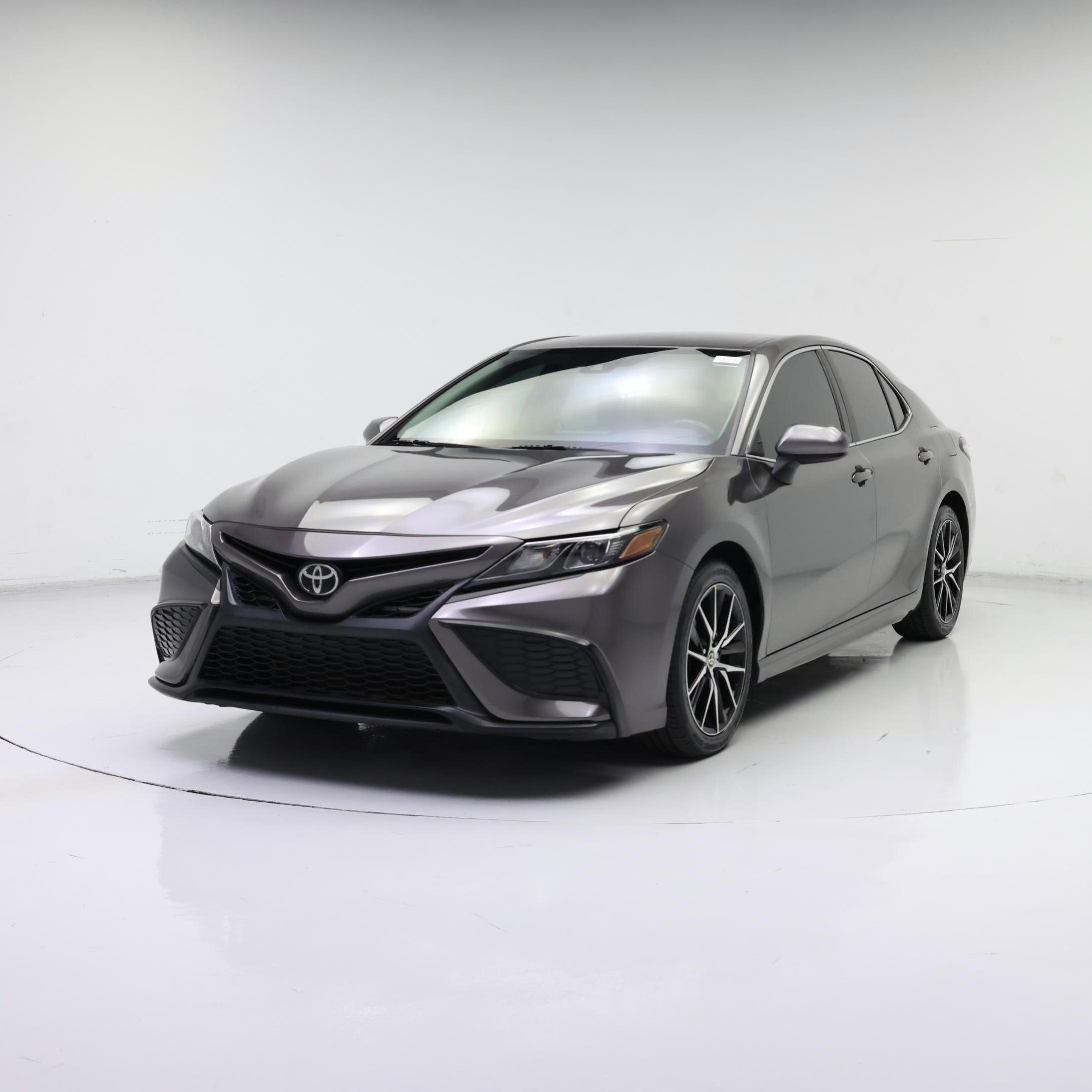 Thumbnail: 2021 Toyota Camry - 4