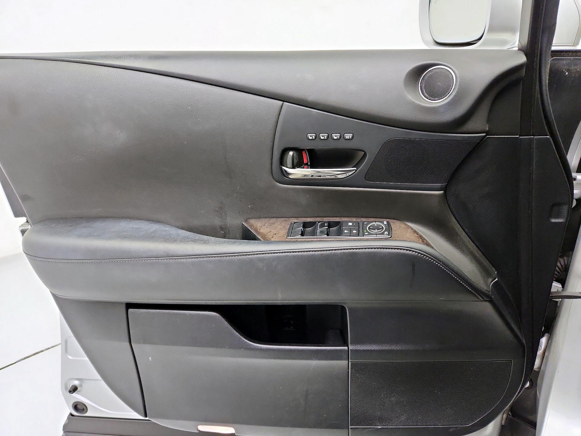 Thumbnail: 2015 Lexus RX - 12