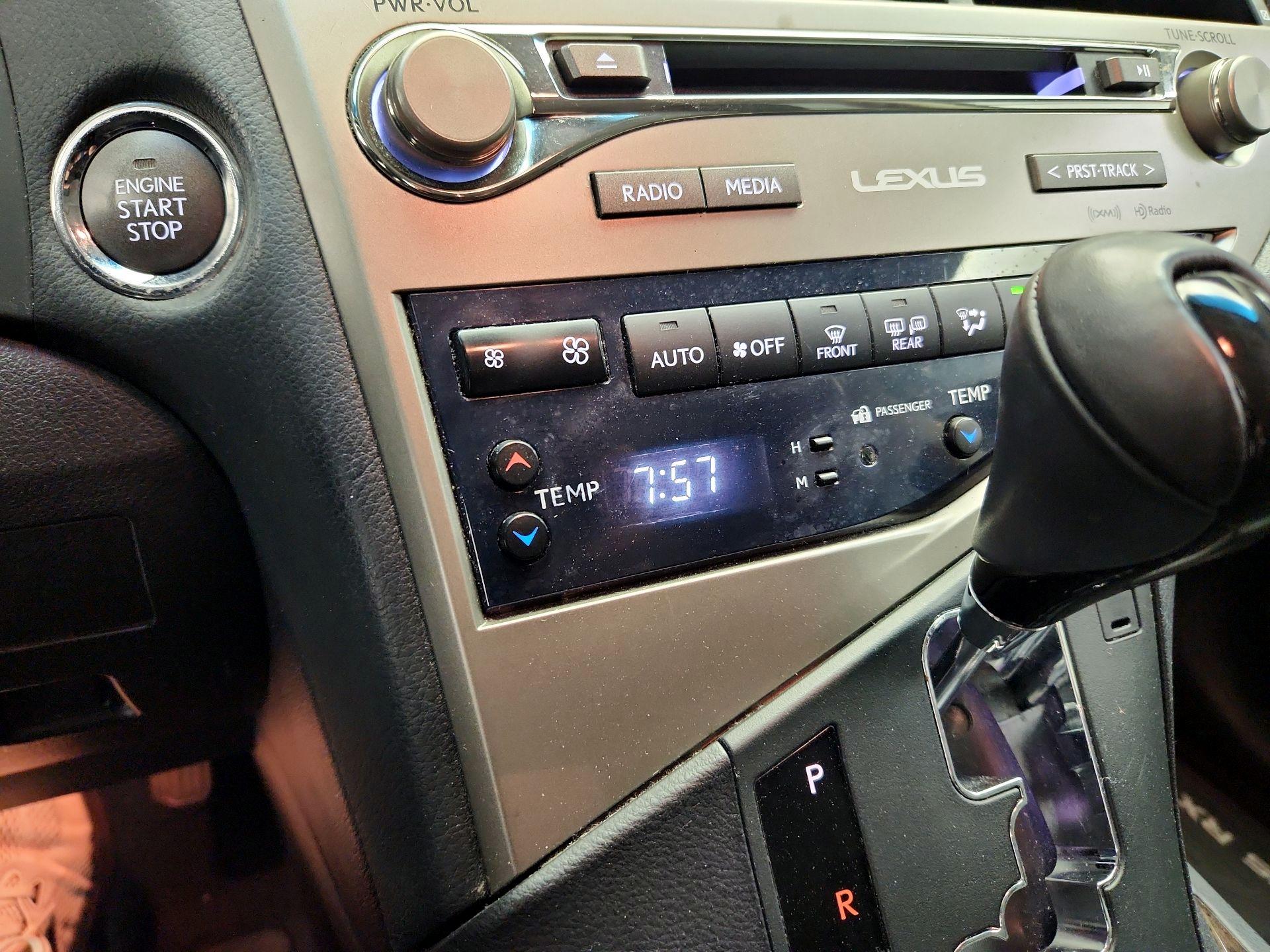 Thumbnail: 2015 Lexus RX - 16