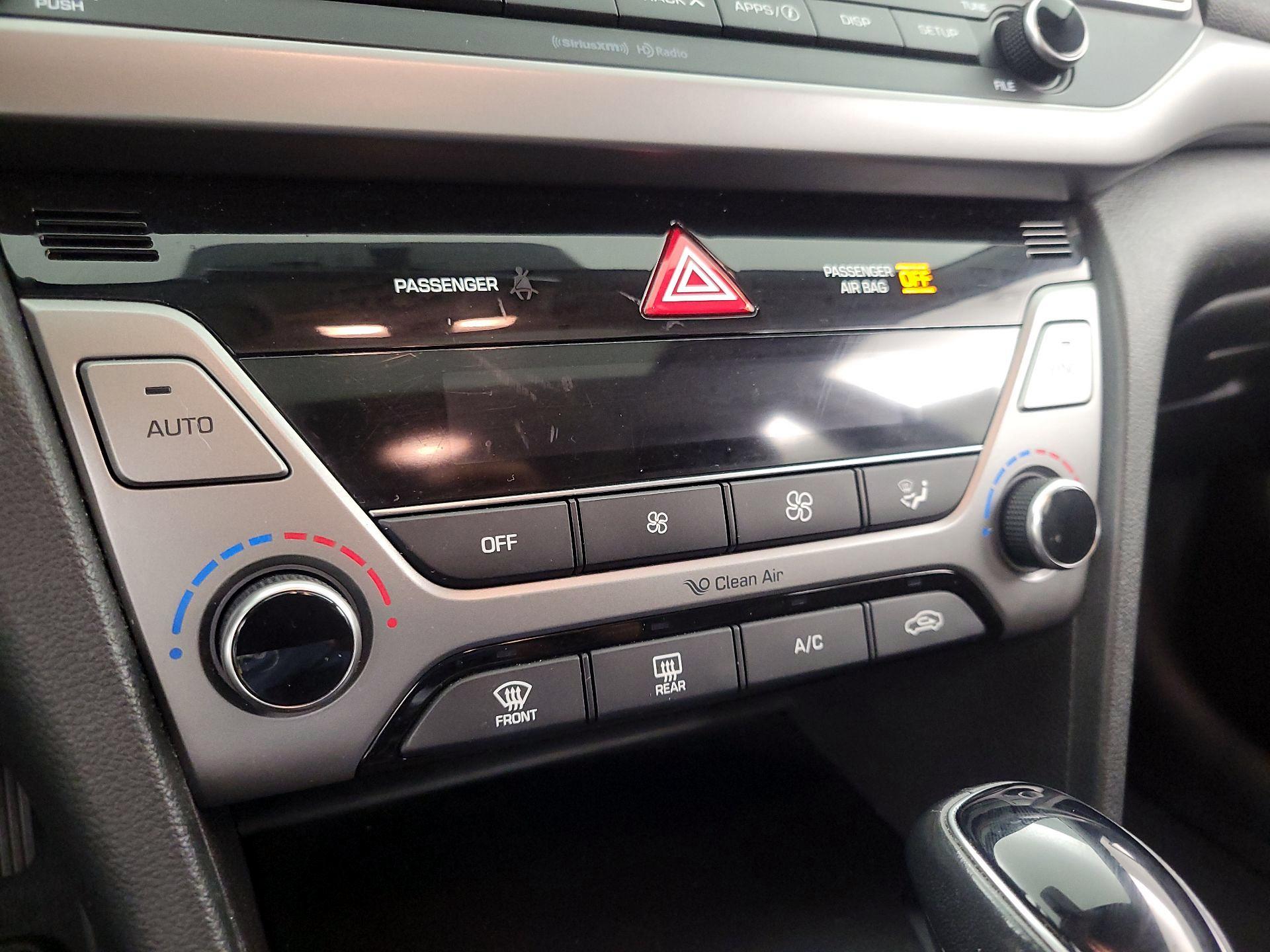 Thumbnail: 2018 Hyundai Elantra - 16