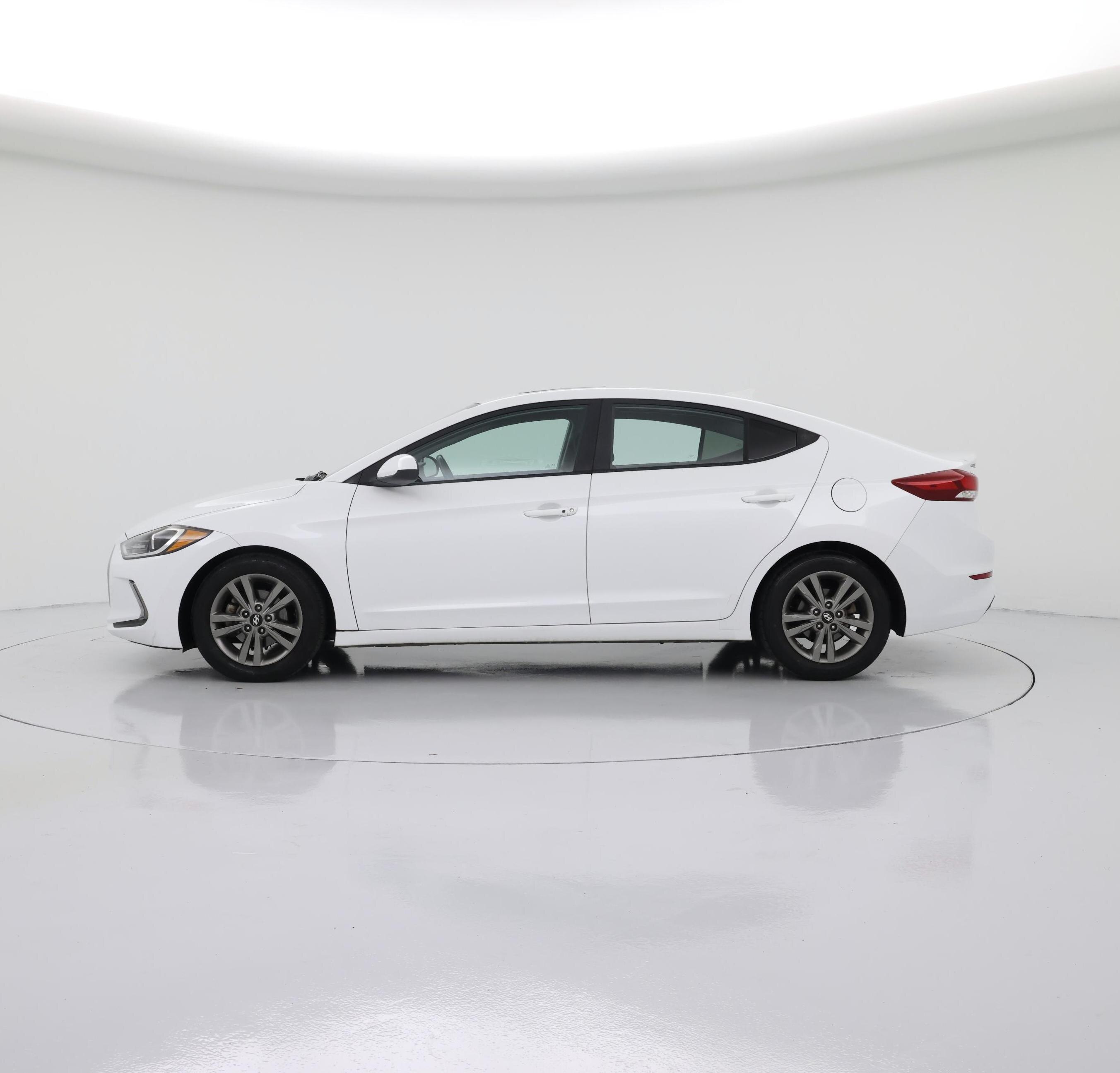 Thumbnail: 2018 Hyundai Elantra - 3