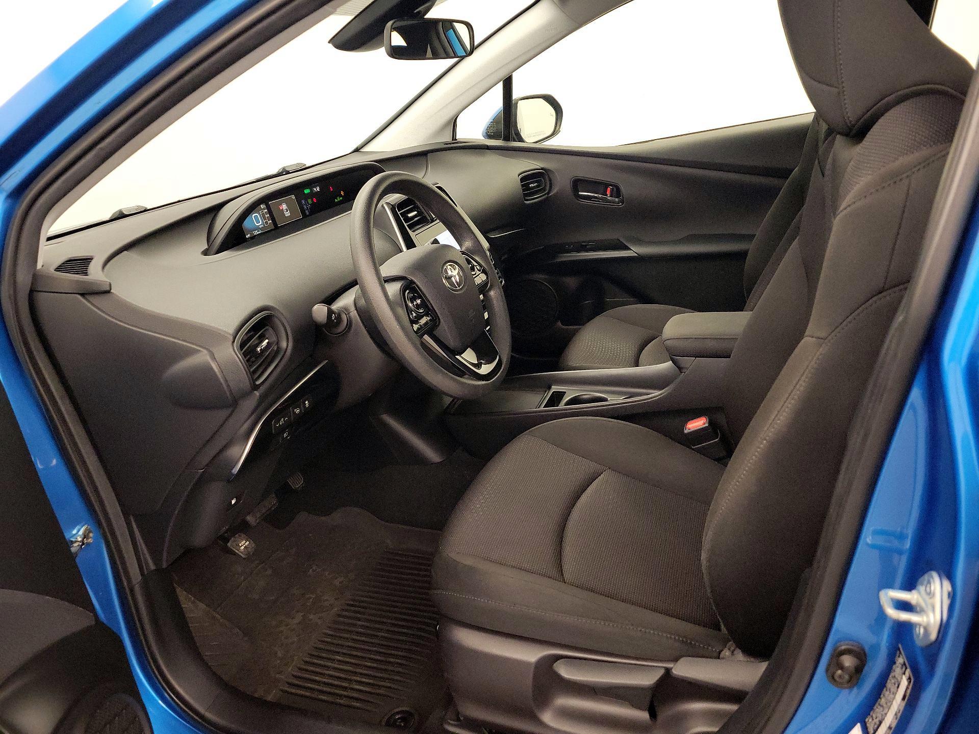 Thumbnail: 2022 Toyota Prius - 11