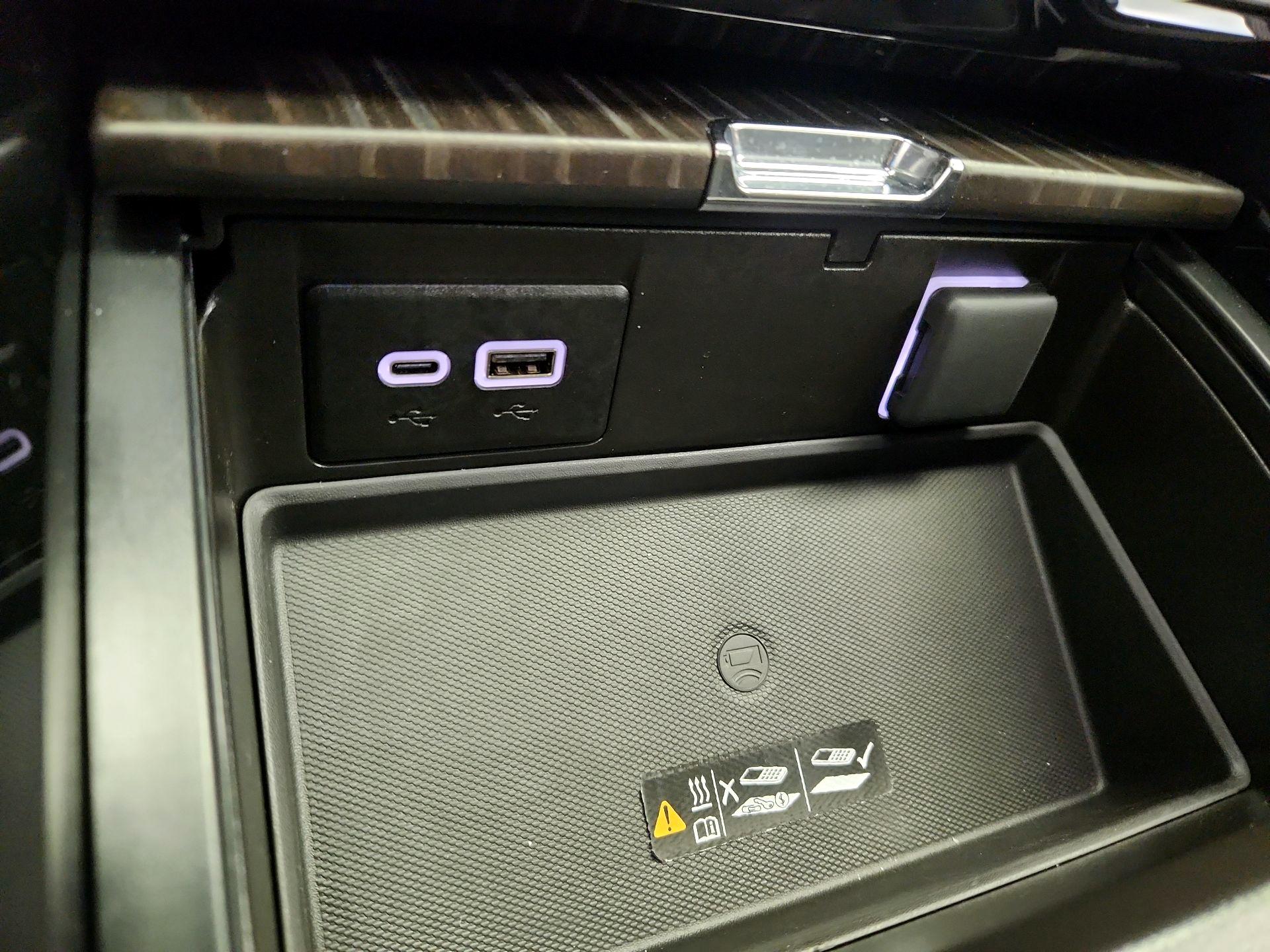 Thumbnail: 2024 GMC Yukon XL - 19