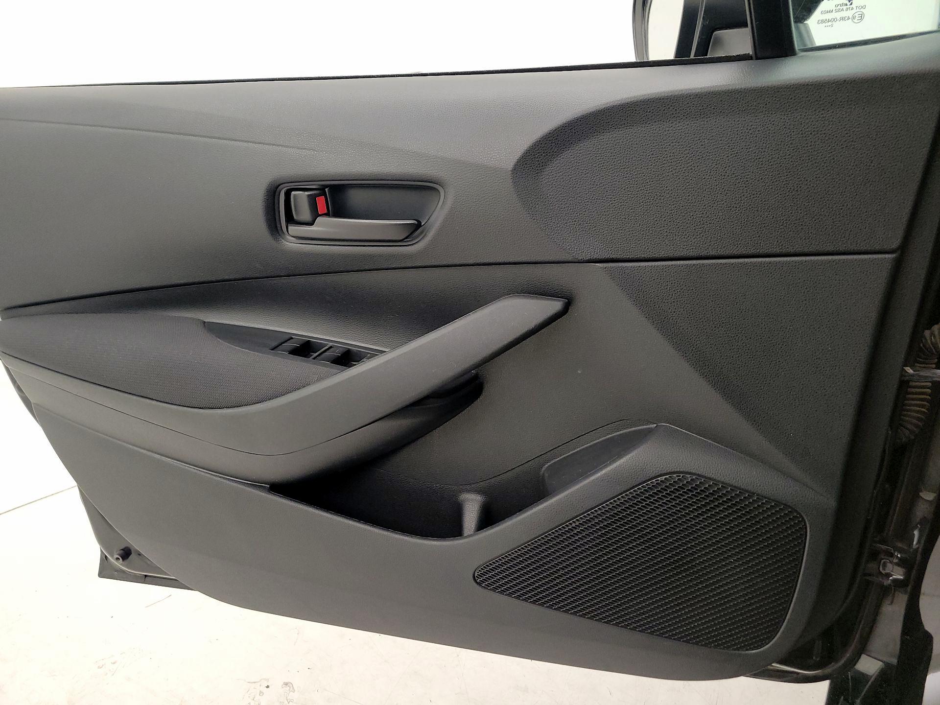 Thumbnail: 2023 Toyota Corolla - 12