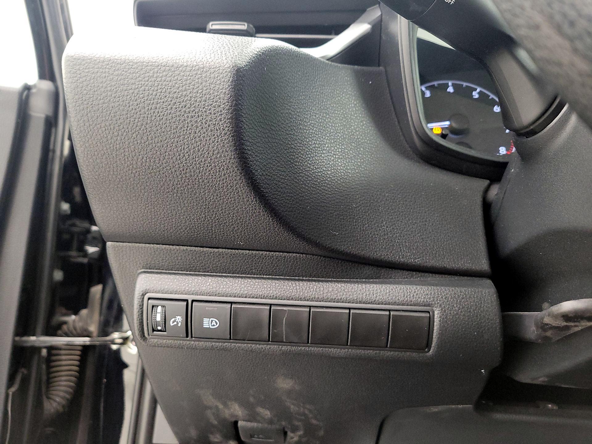 Thumbnail: 2023 Toyota Corolla - 13