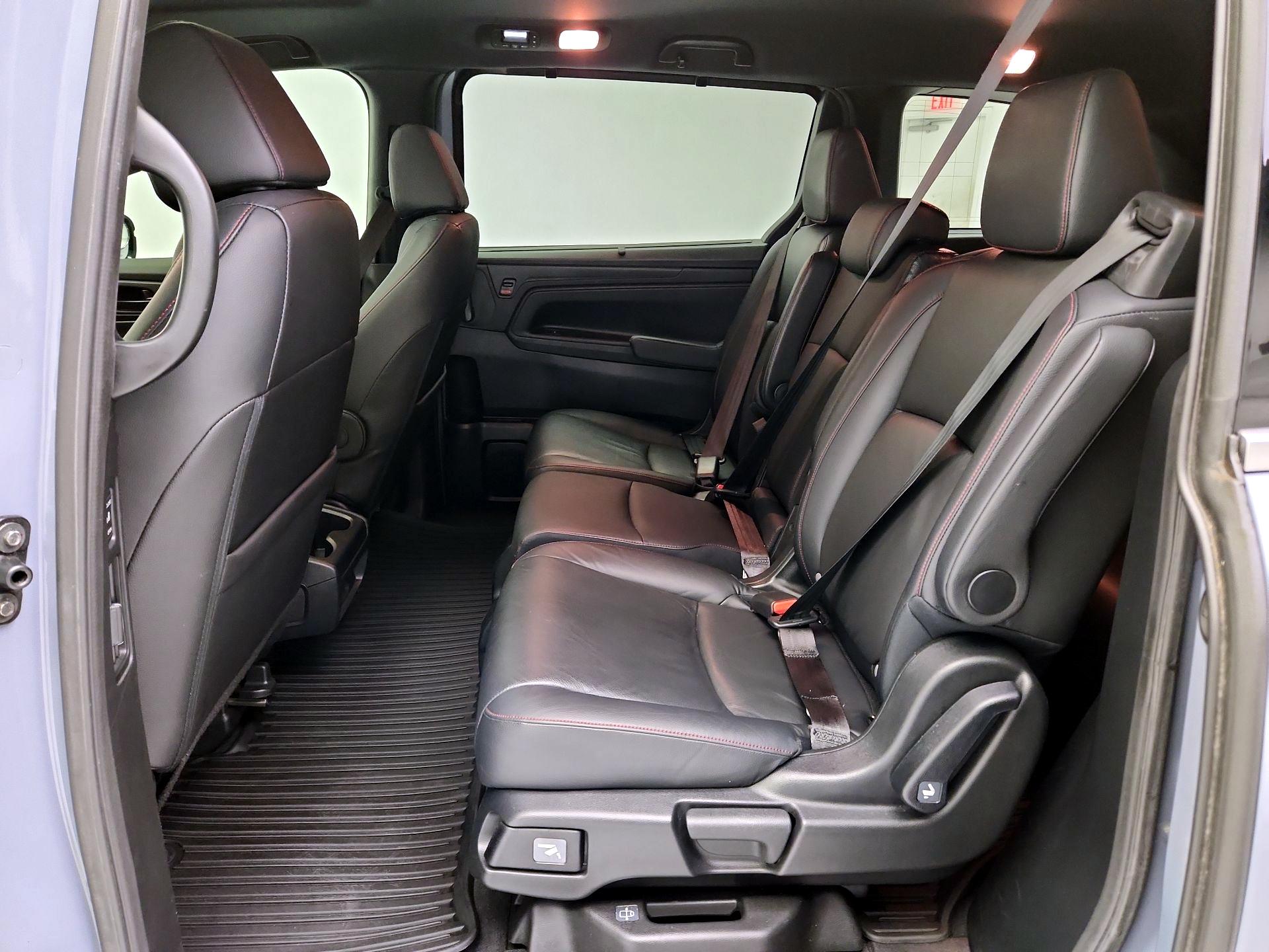 Thumbnail: 2023 Honda Odyssey - 20