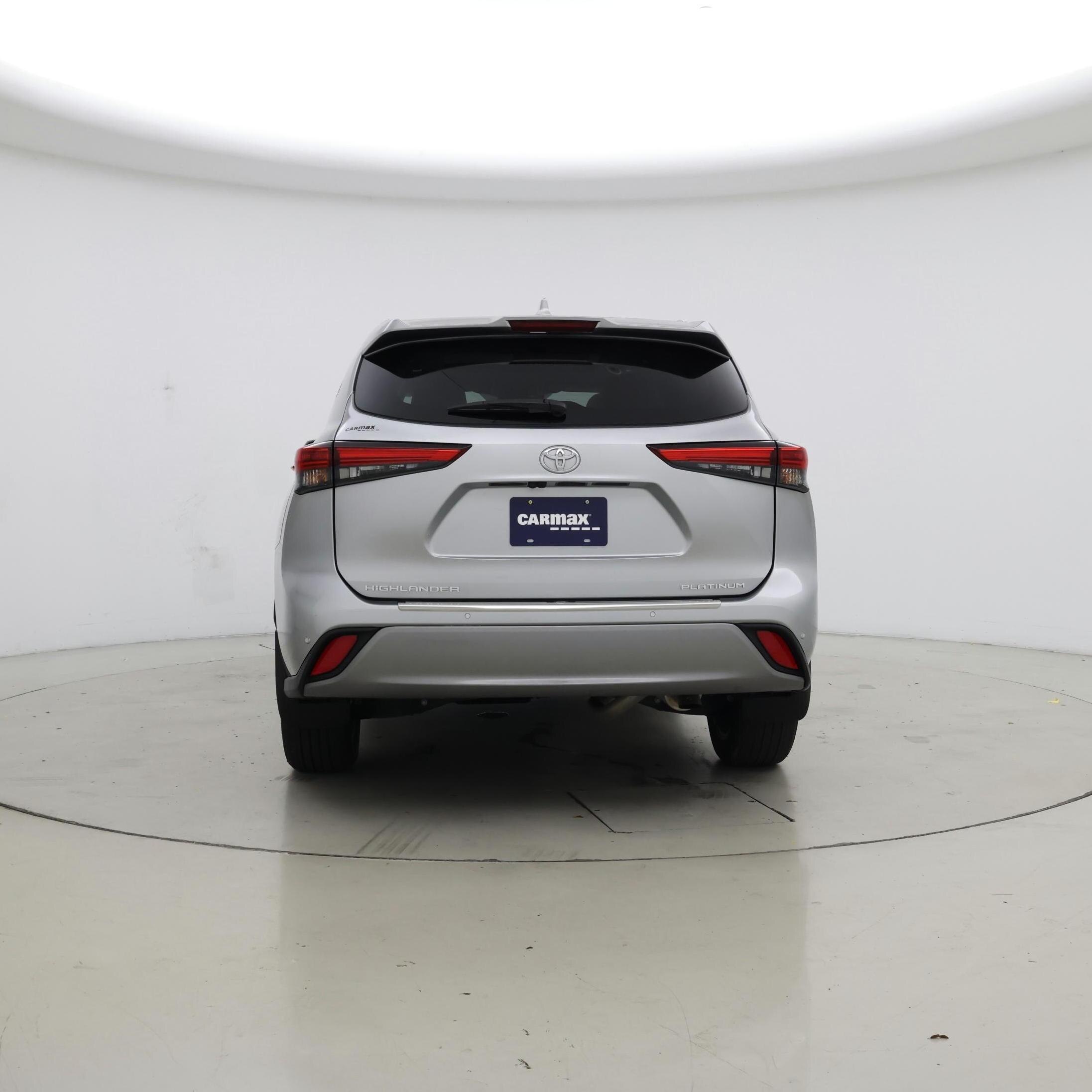 Thumbnail: 2023 Toyota Highlander - 6