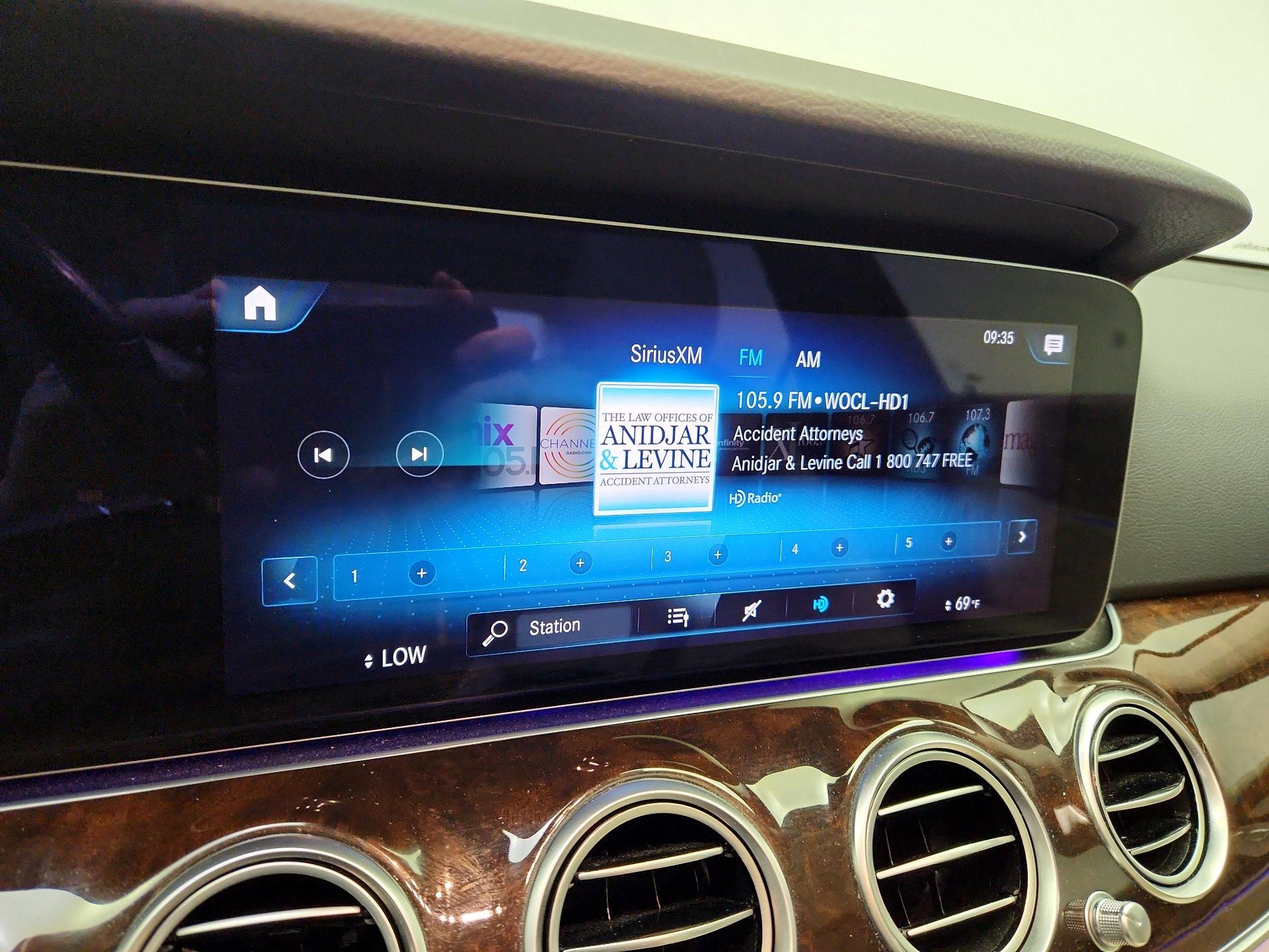 Thumbnail: 2022 Mercedes-Benz E-Class - 16