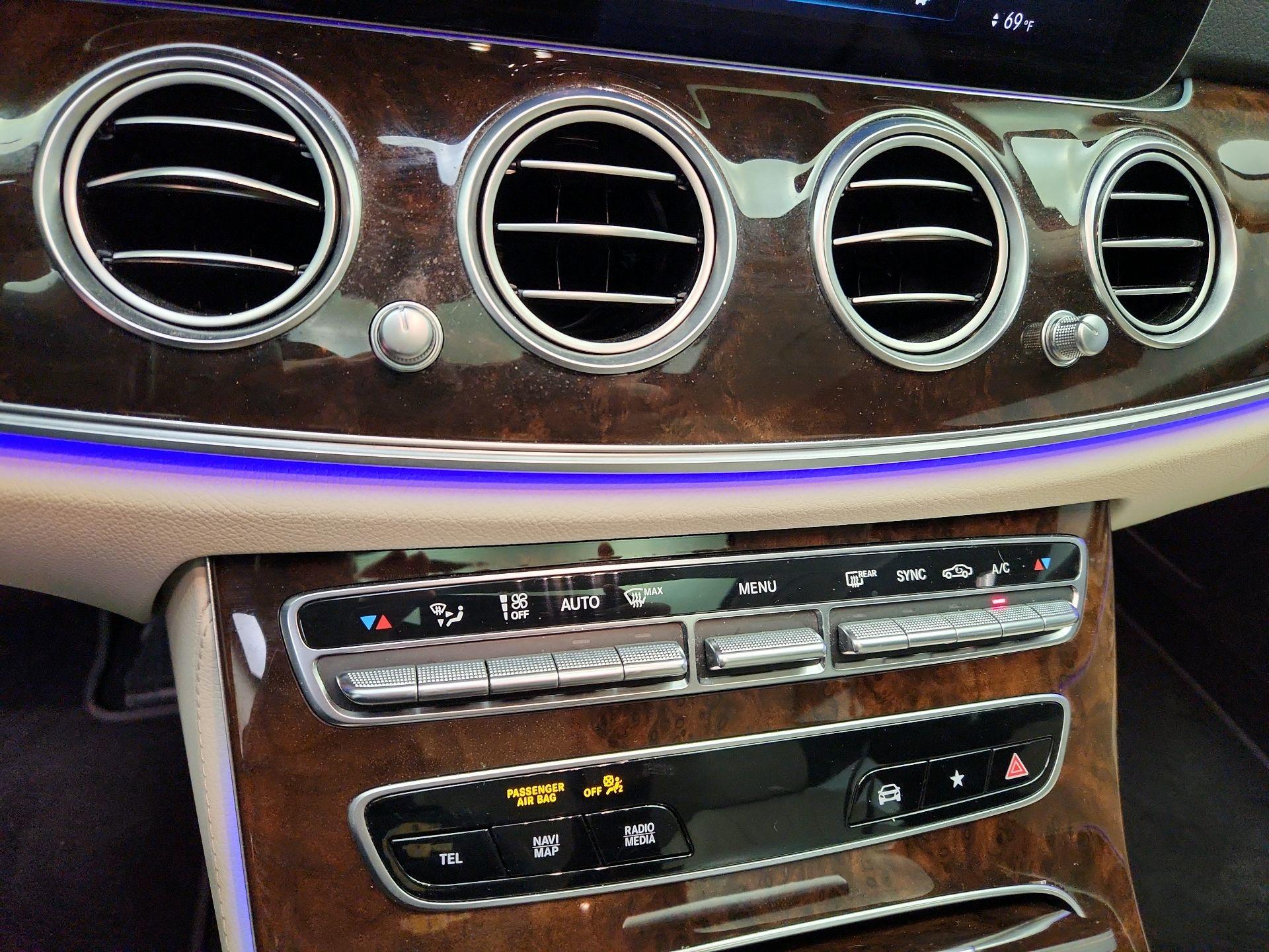 Thumbnail: 2022 Mercedes-Benz E-Class - 17