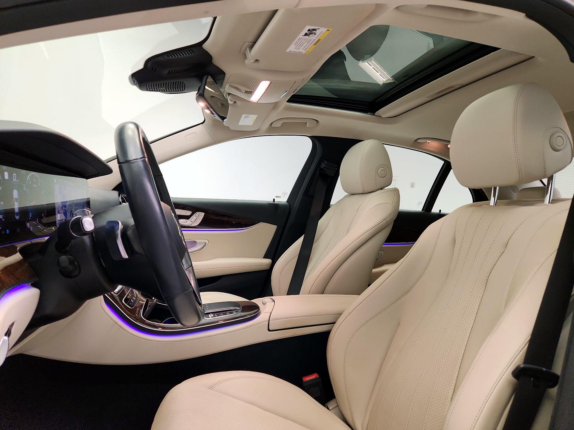 Thumbnail: 2022 Mercedes-Benz E-Class - 20