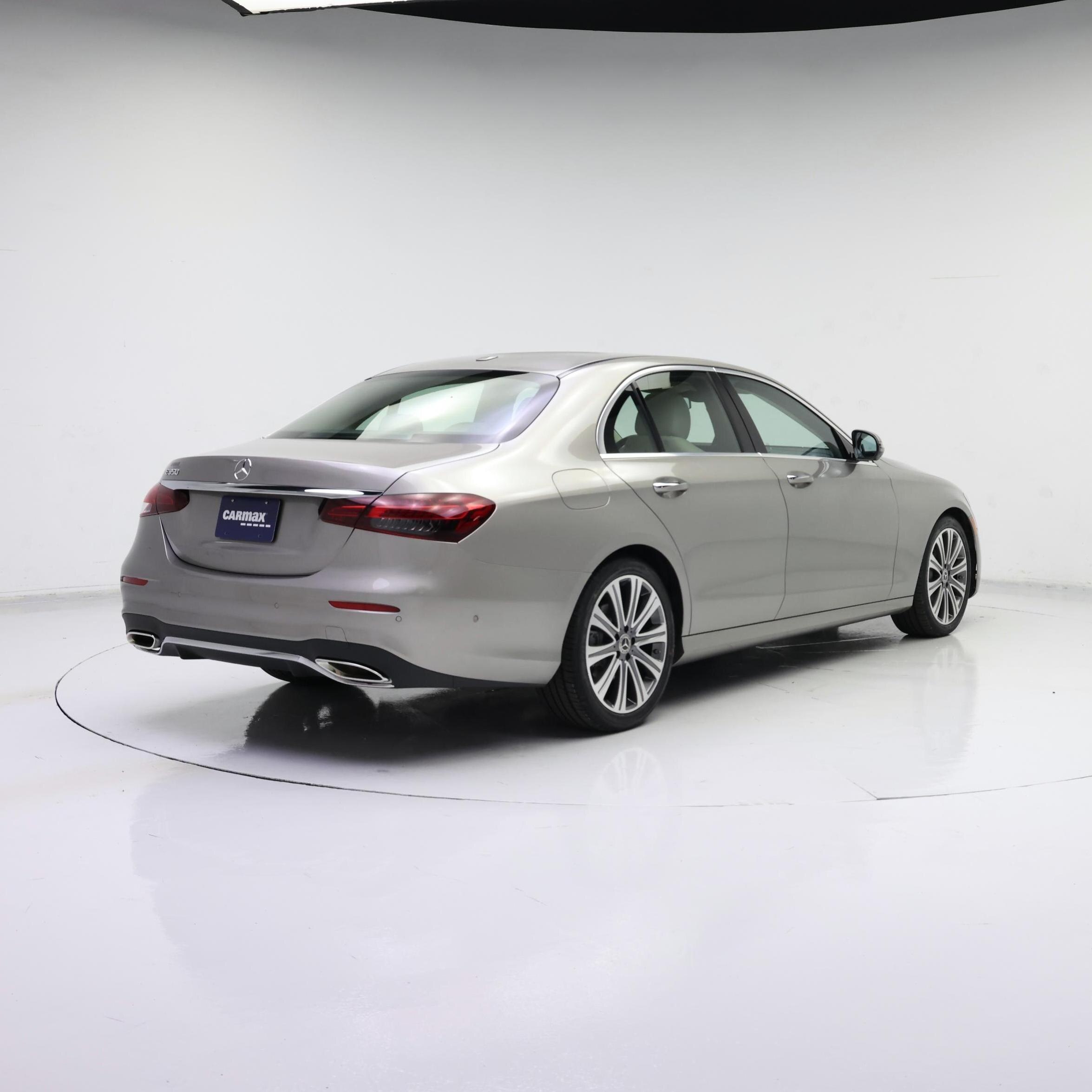 Thumbnail: 2022 Mercedes-Benz E-Class - 8