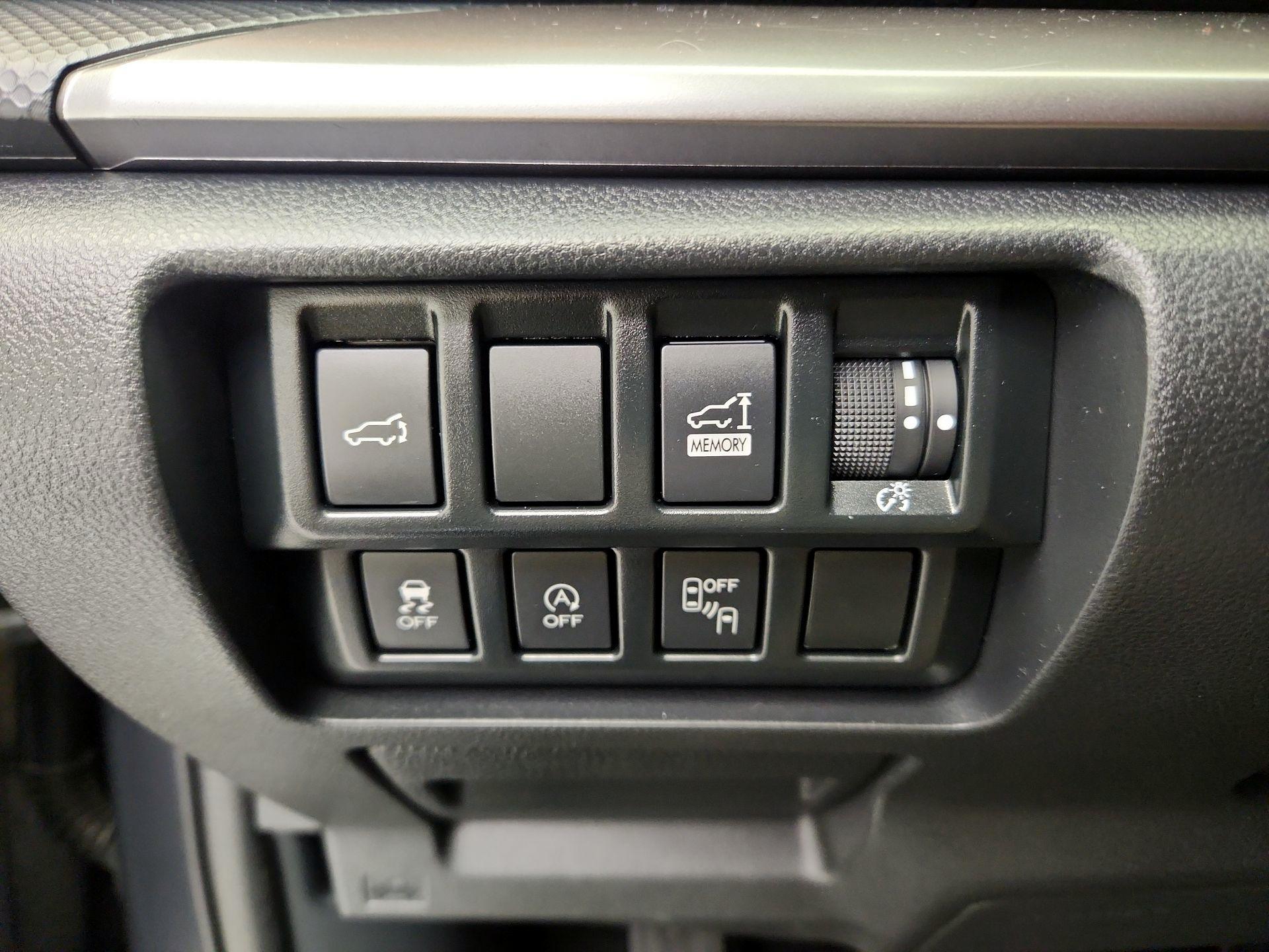 Thumbnail: 2020 Subaru Forester - 13