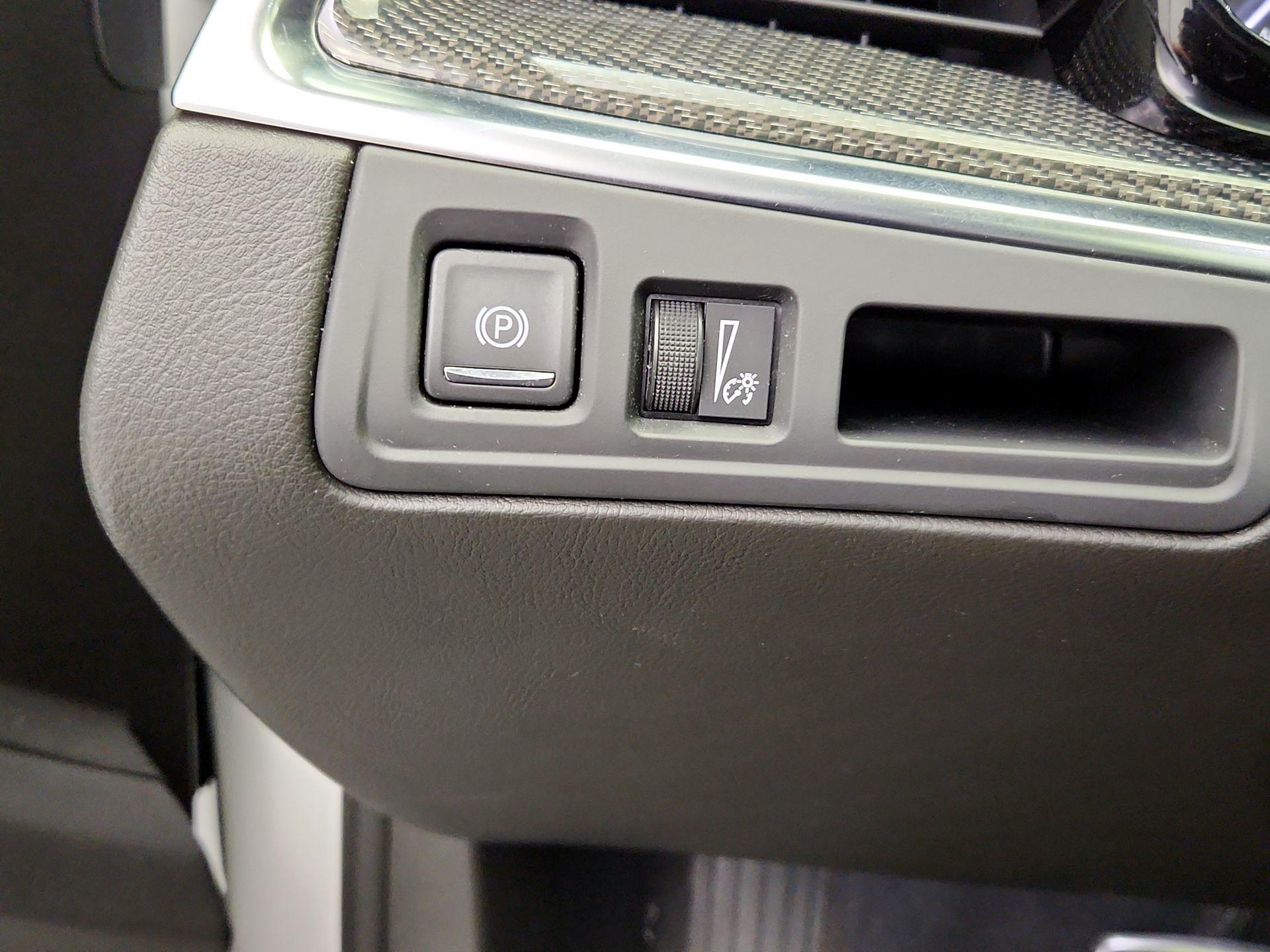 Thumbnail: 2023 Cadillac XT5 - 13