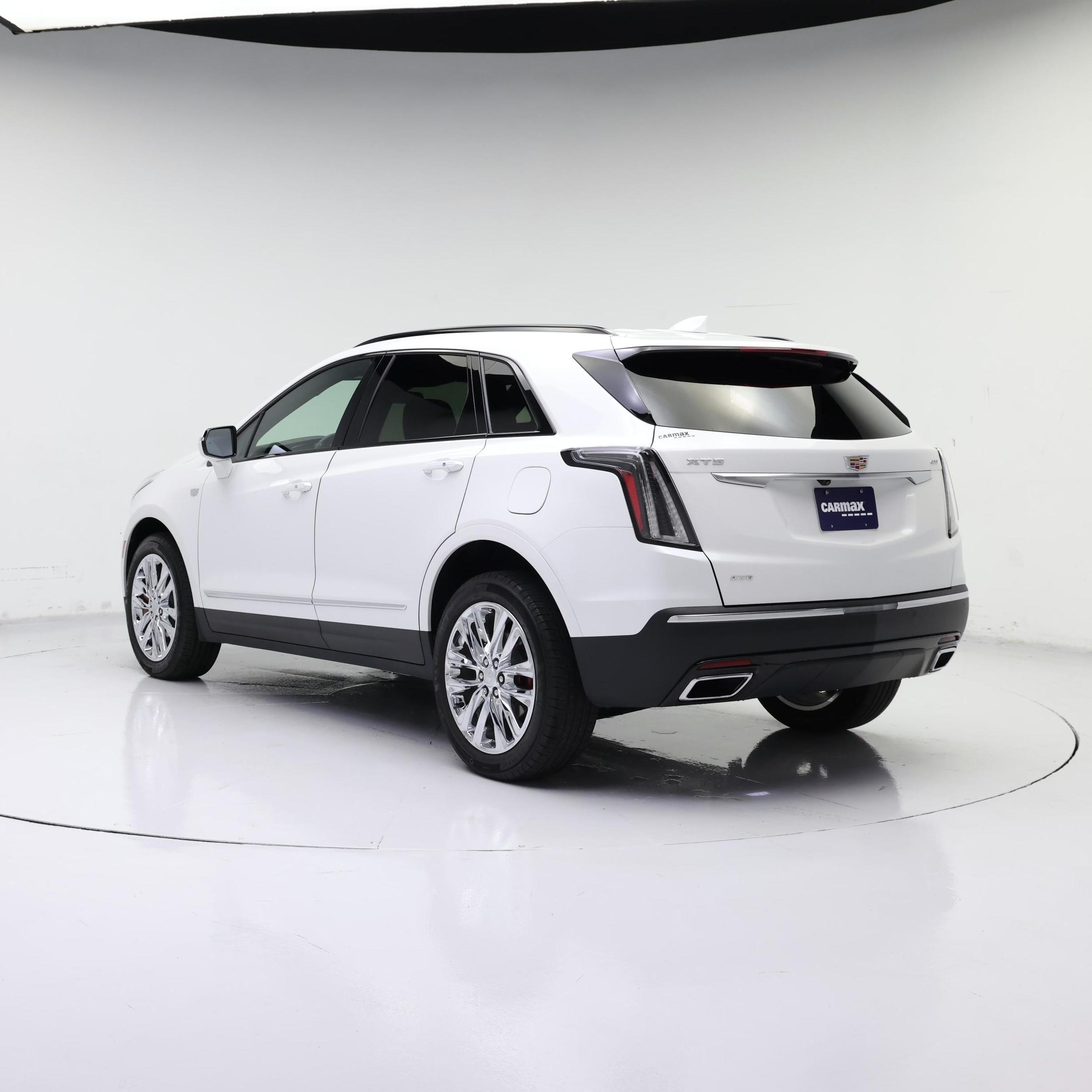 Thumbnail: 2023 Cadillac XT5 - 2