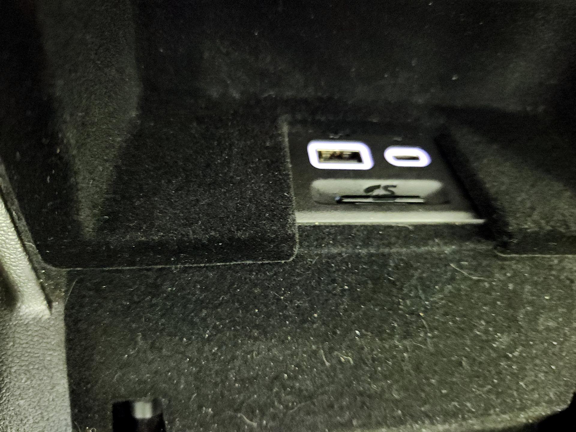 Thumbnail: 2023 Cadillac XT5 - 19