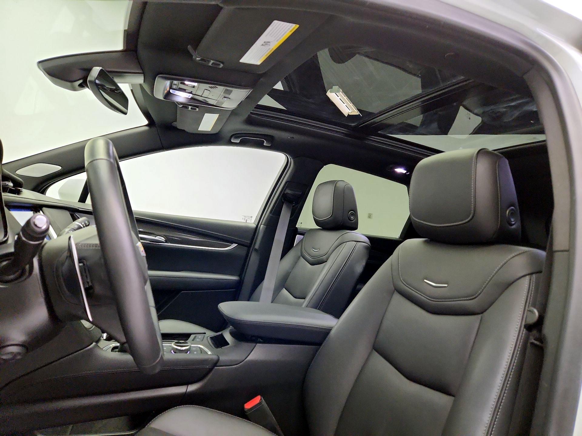 Thumbnail: 2023 Cadillac XT5 - 20