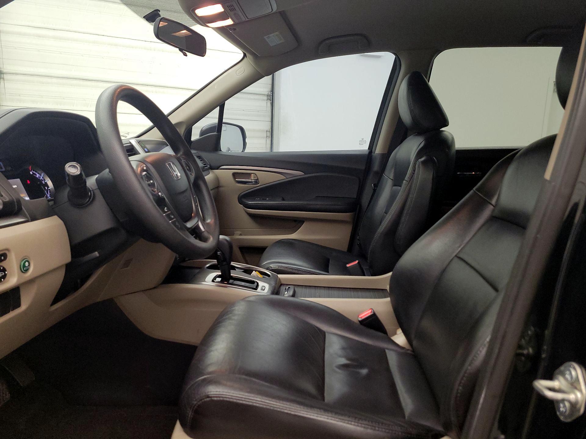 Thumbnail: 2016 Honda Pilot - 11