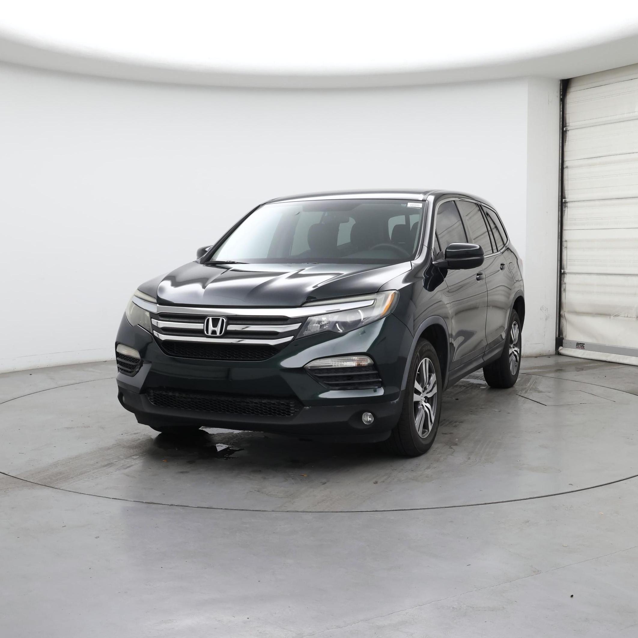 Thumbnail: 2016 Honda Pilot - 4