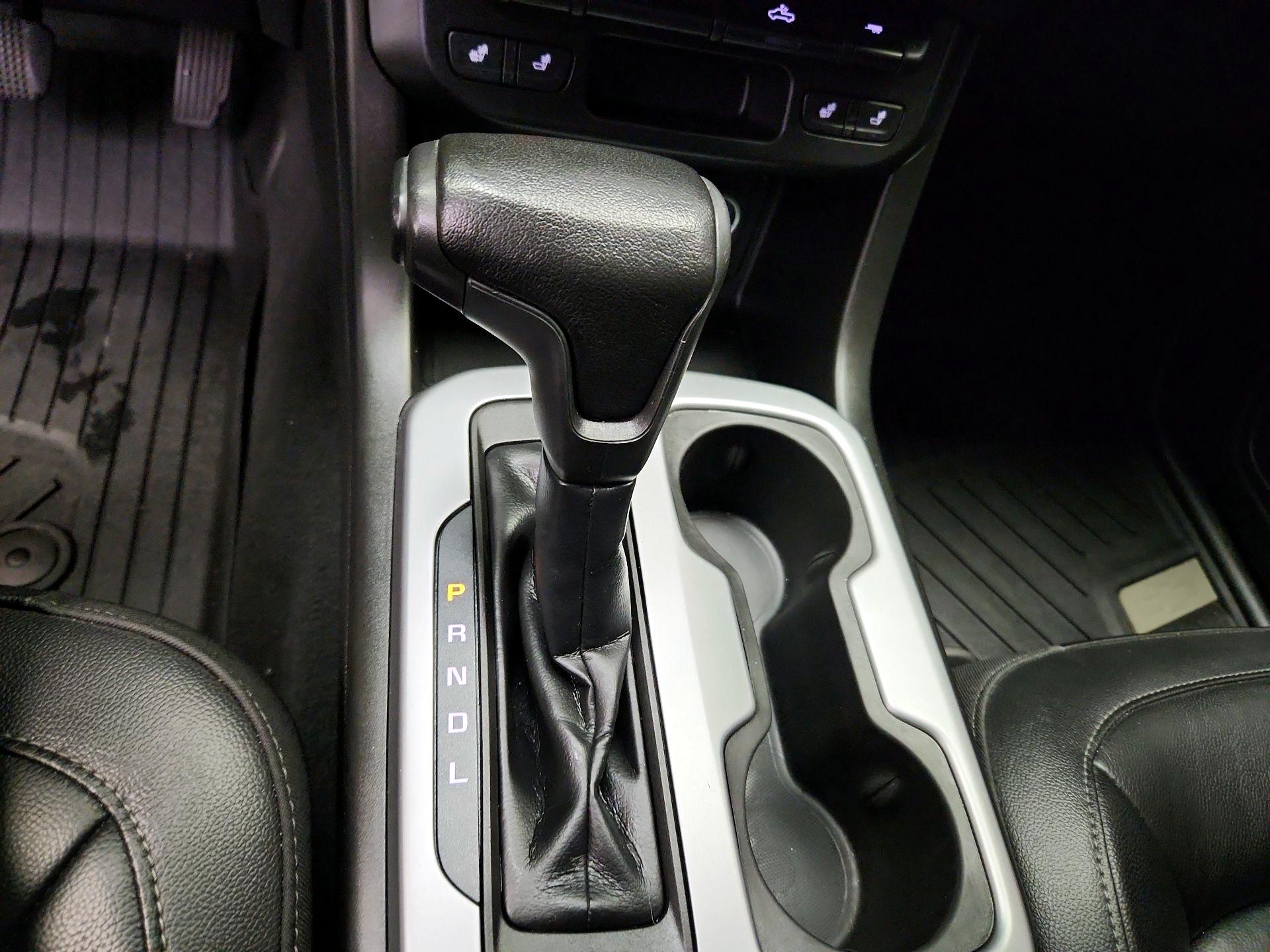 Thumbnail: 2021 Chevrolet Colorado - 18