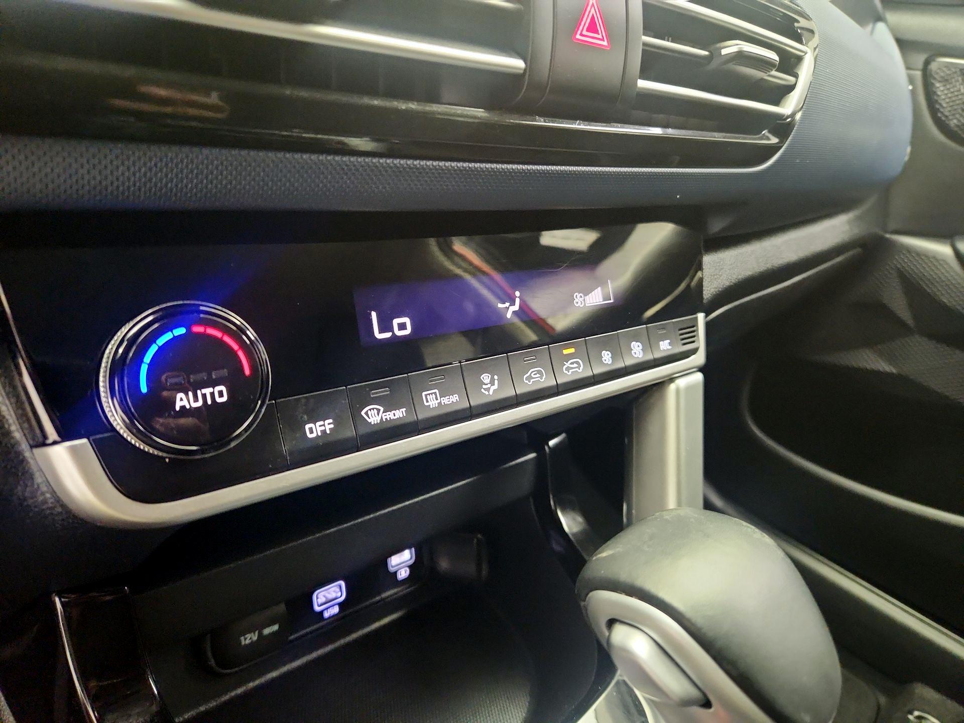 Thumbnail: 2022 Kia Seltos - 15