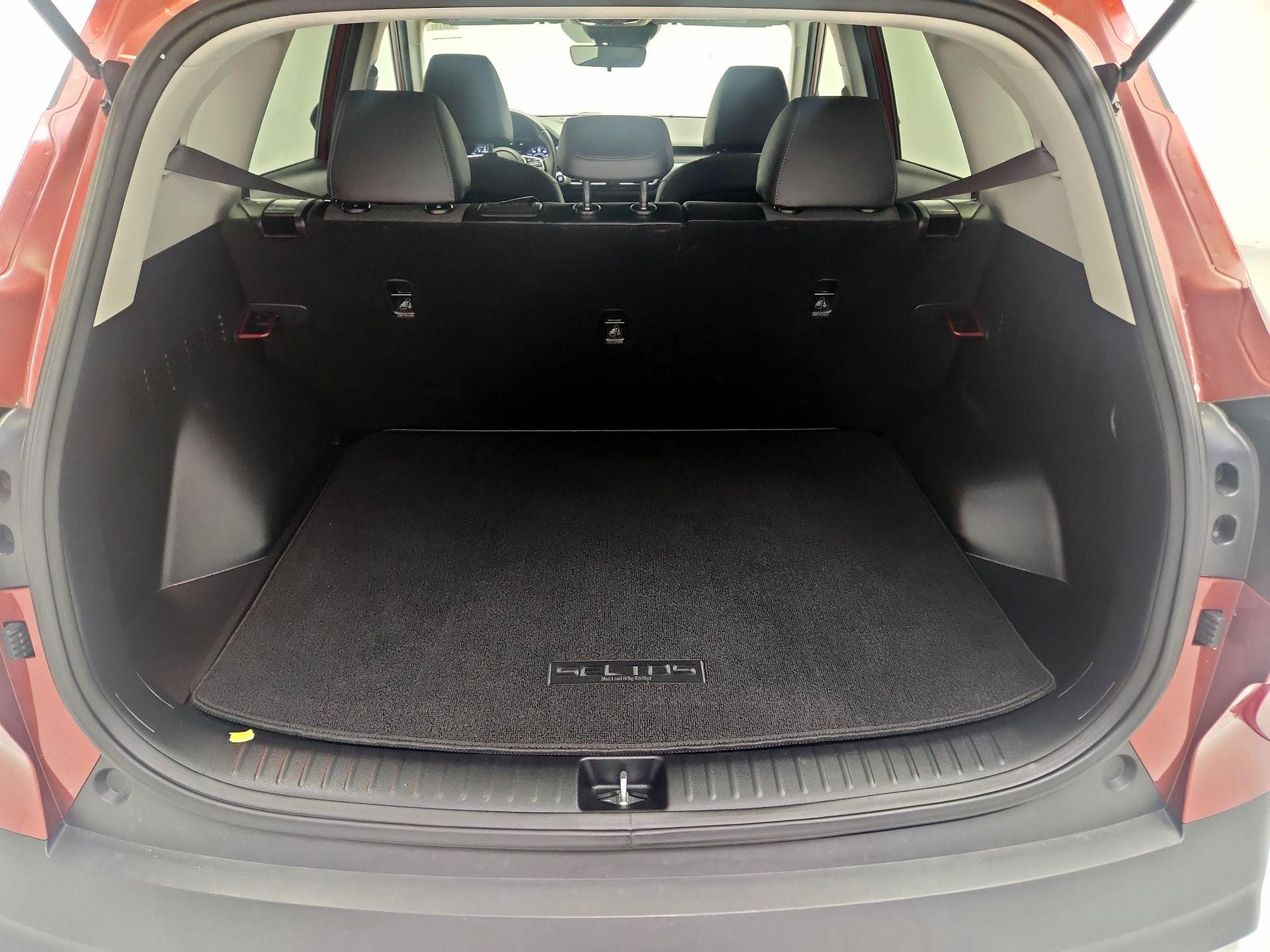 Thumbnail: 2022 Kia Seltos - 19