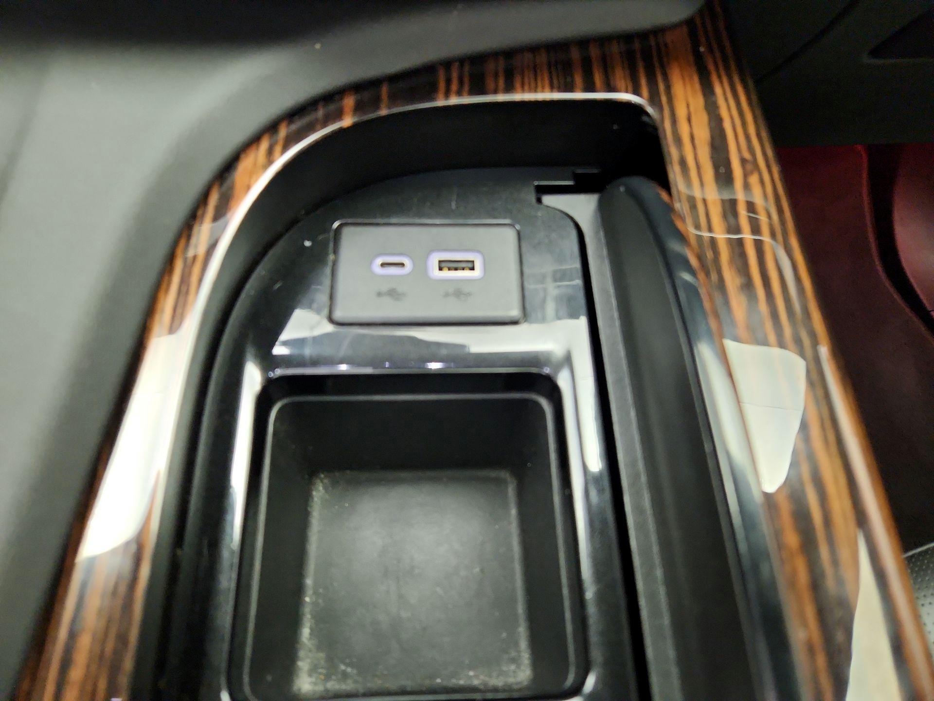 Thumbnail: 2021 Cadillac Escalade - 19