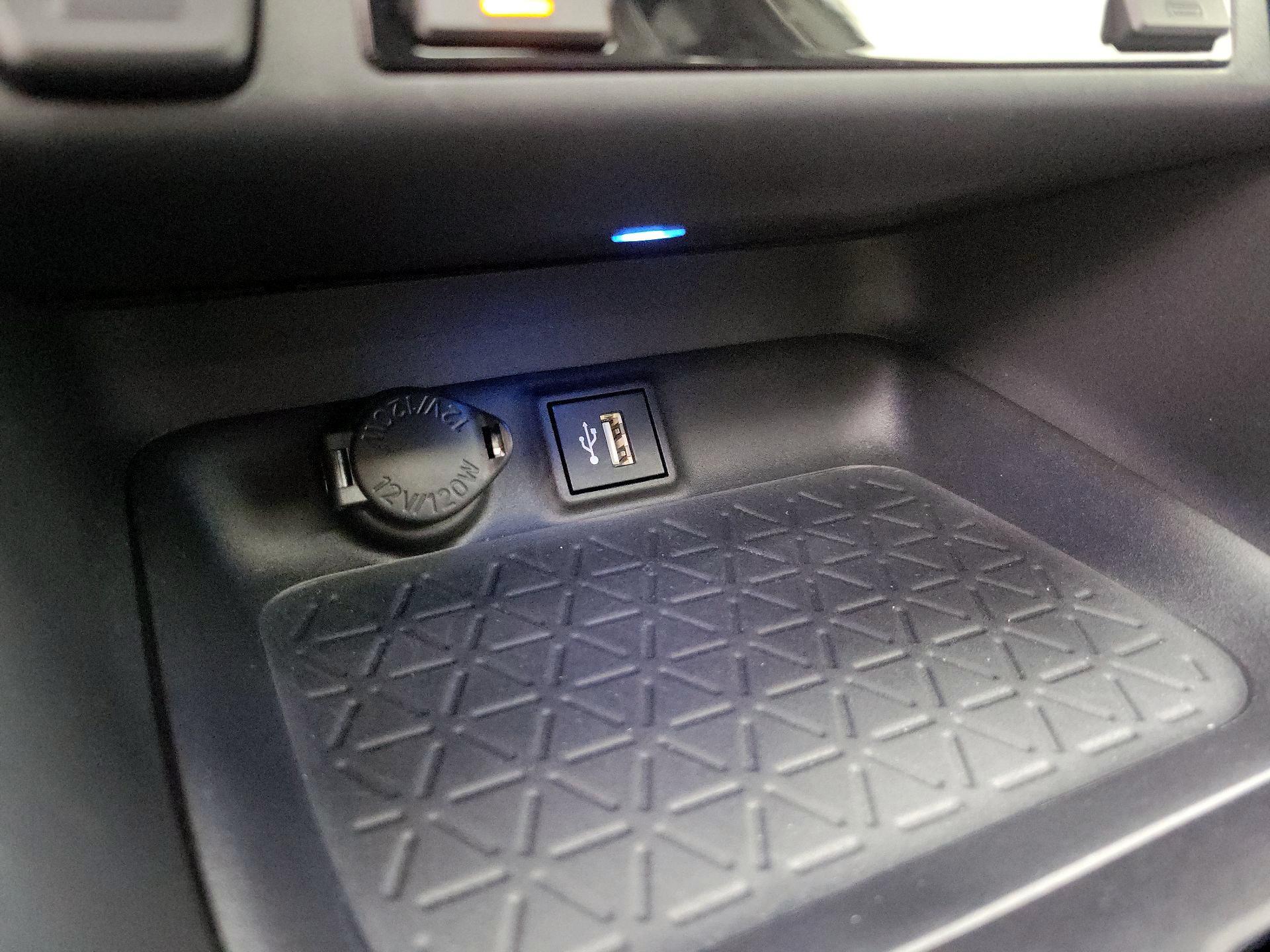 Thumbnail: 2024 Toyota RAV4 - 18