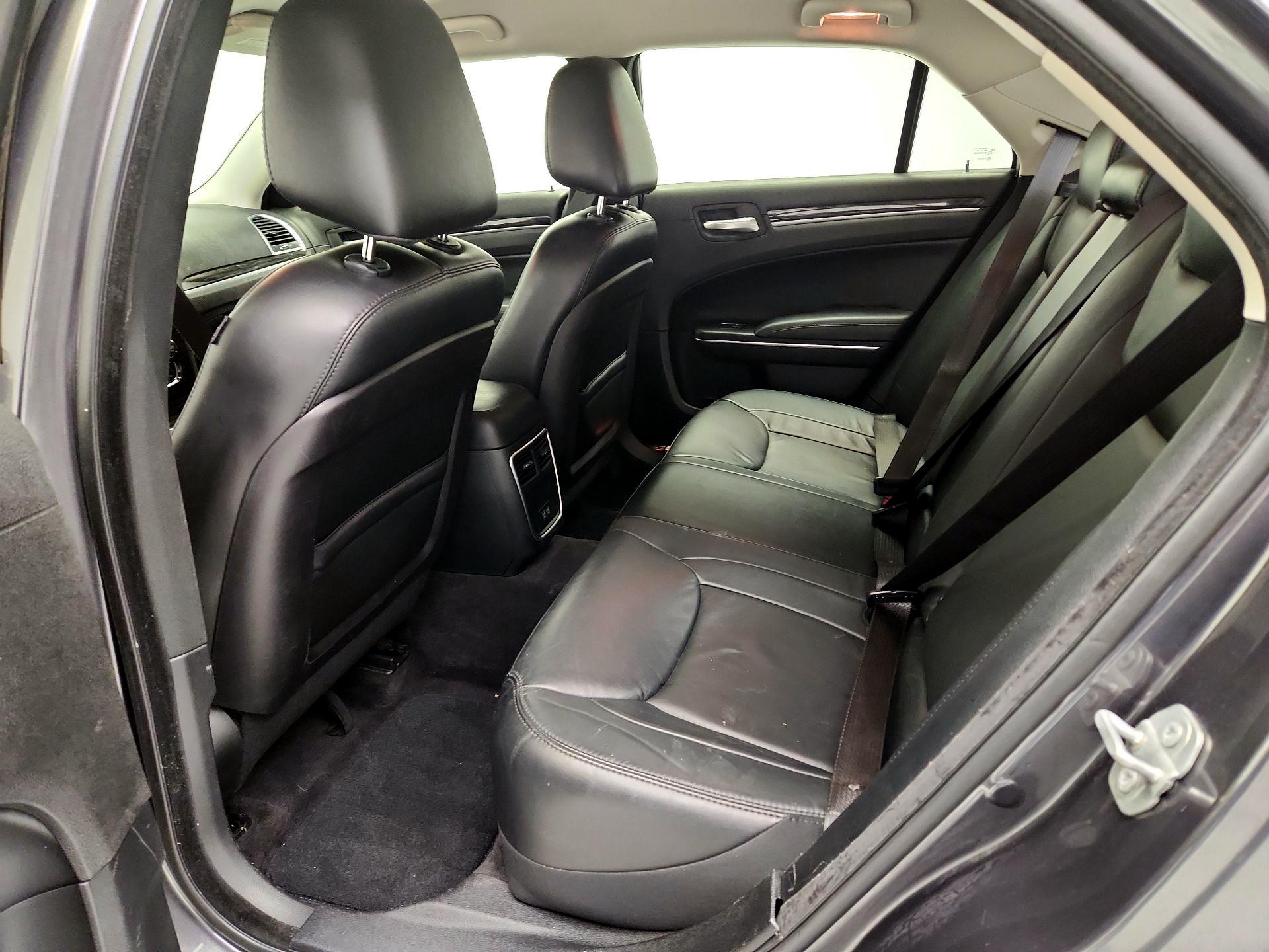 Thumbnail: 2016 Chrysler 300 - 19