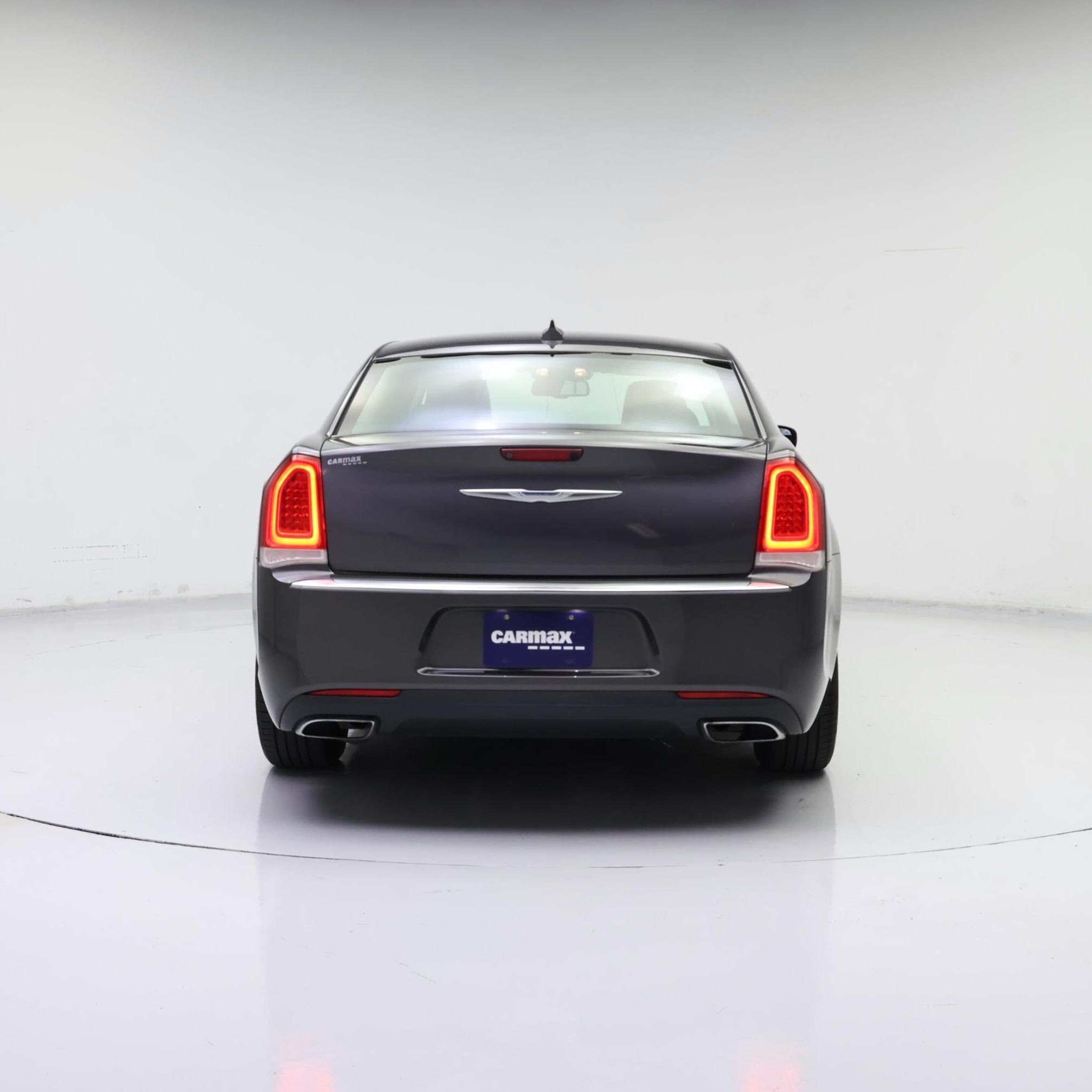 Thumbnail: 2016 Chrysler 300 - 6