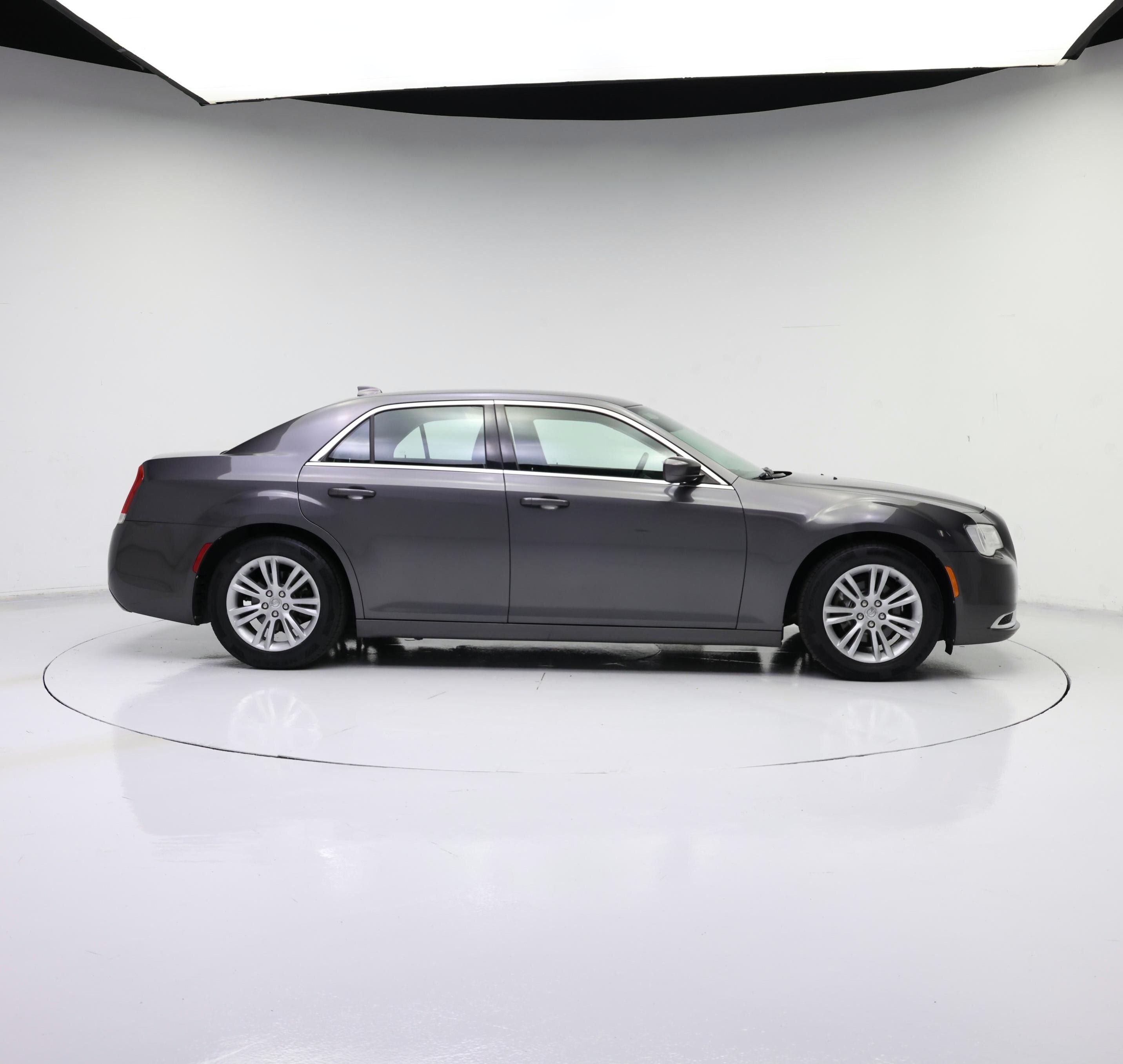 Thumbnail: 2016 Chrysler 300 - 7