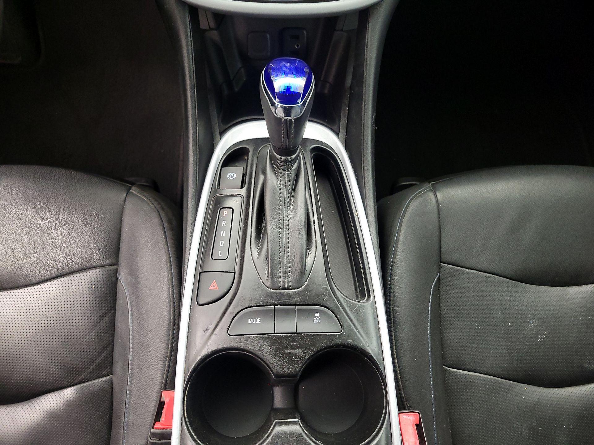 Thumbnail: 2017 Chevrolet Volt - 17