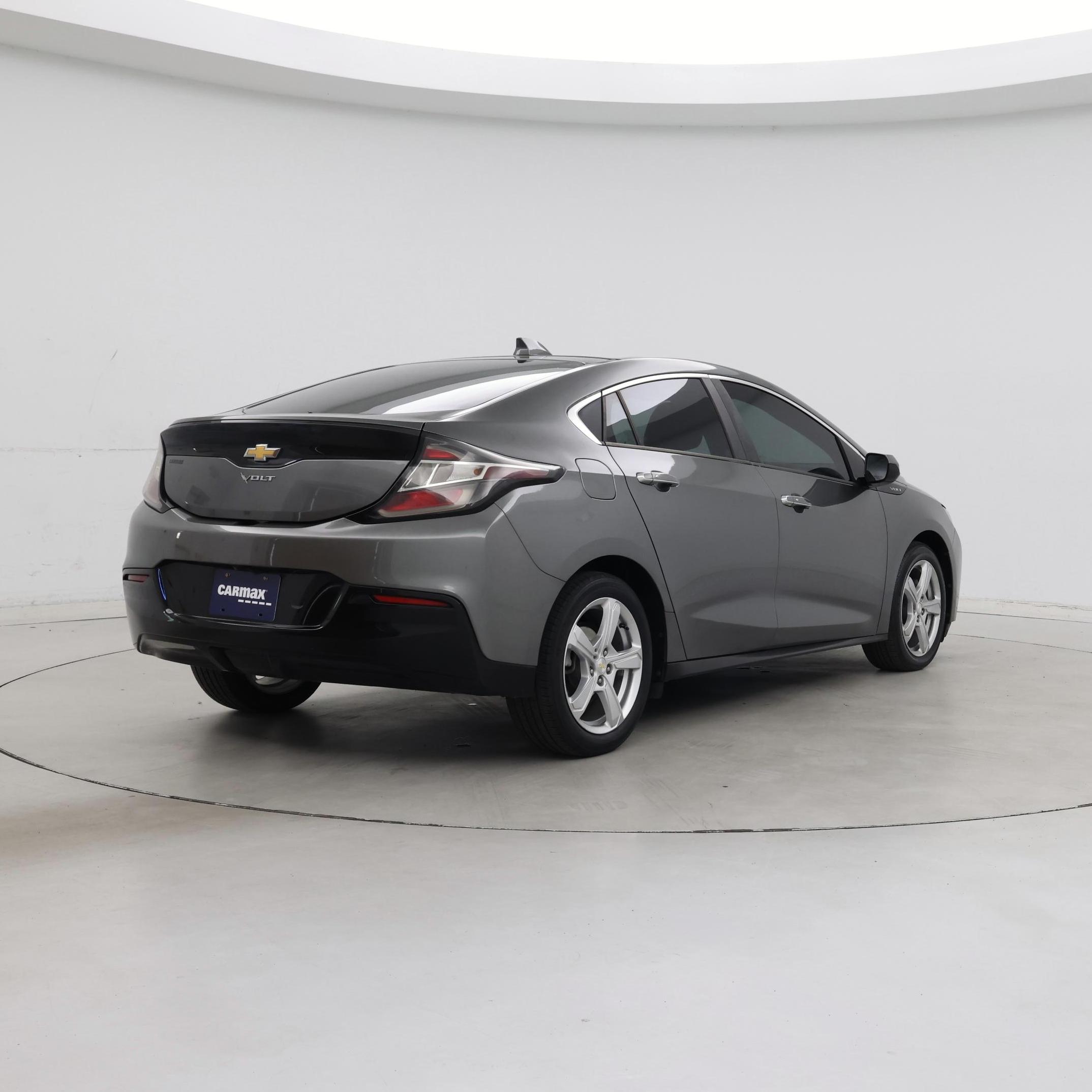 Thumbnail: 2017 Chevrolet Volt - 8