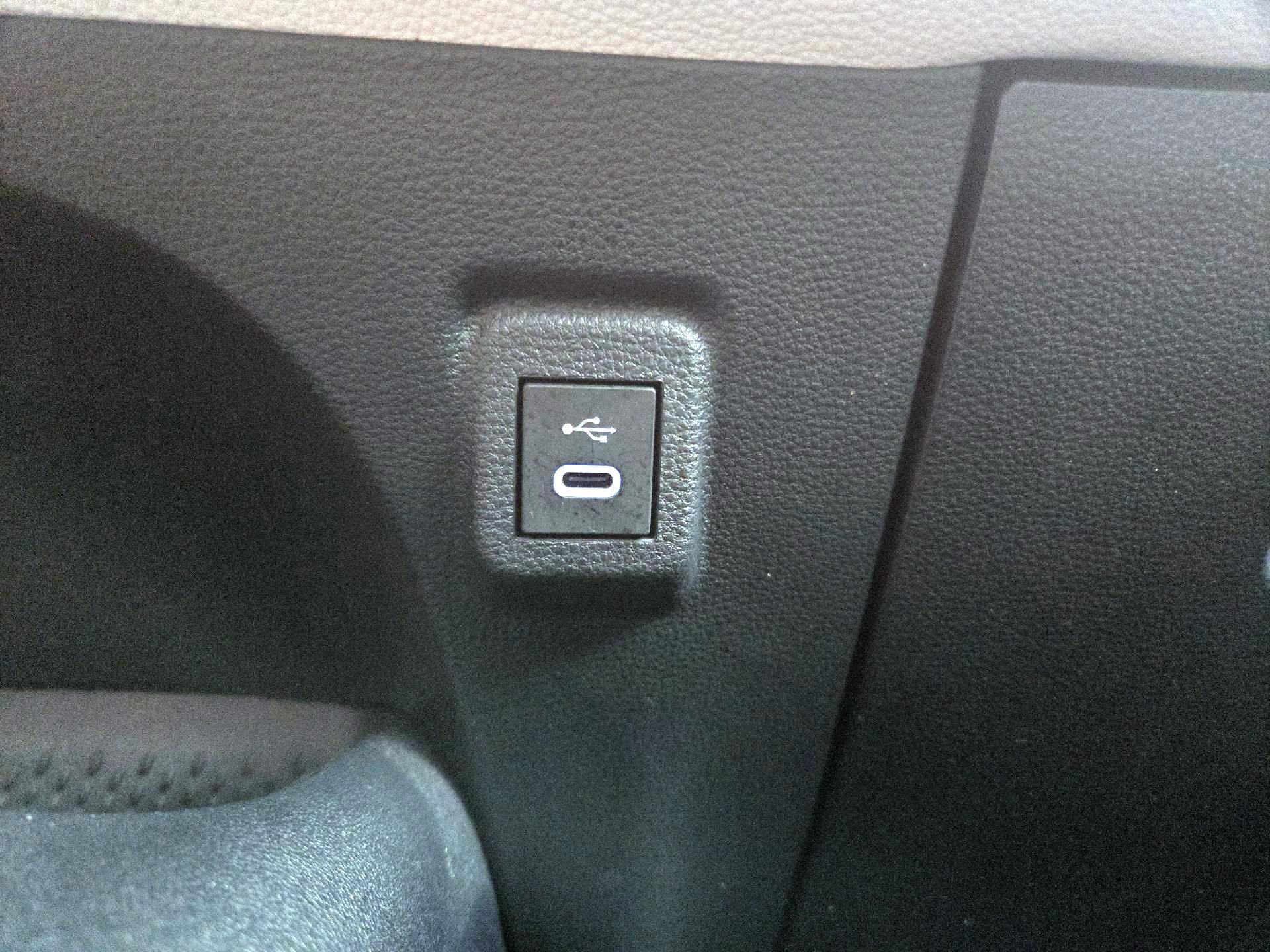 Thumbnail: 2023 Toyota Corolla - 18