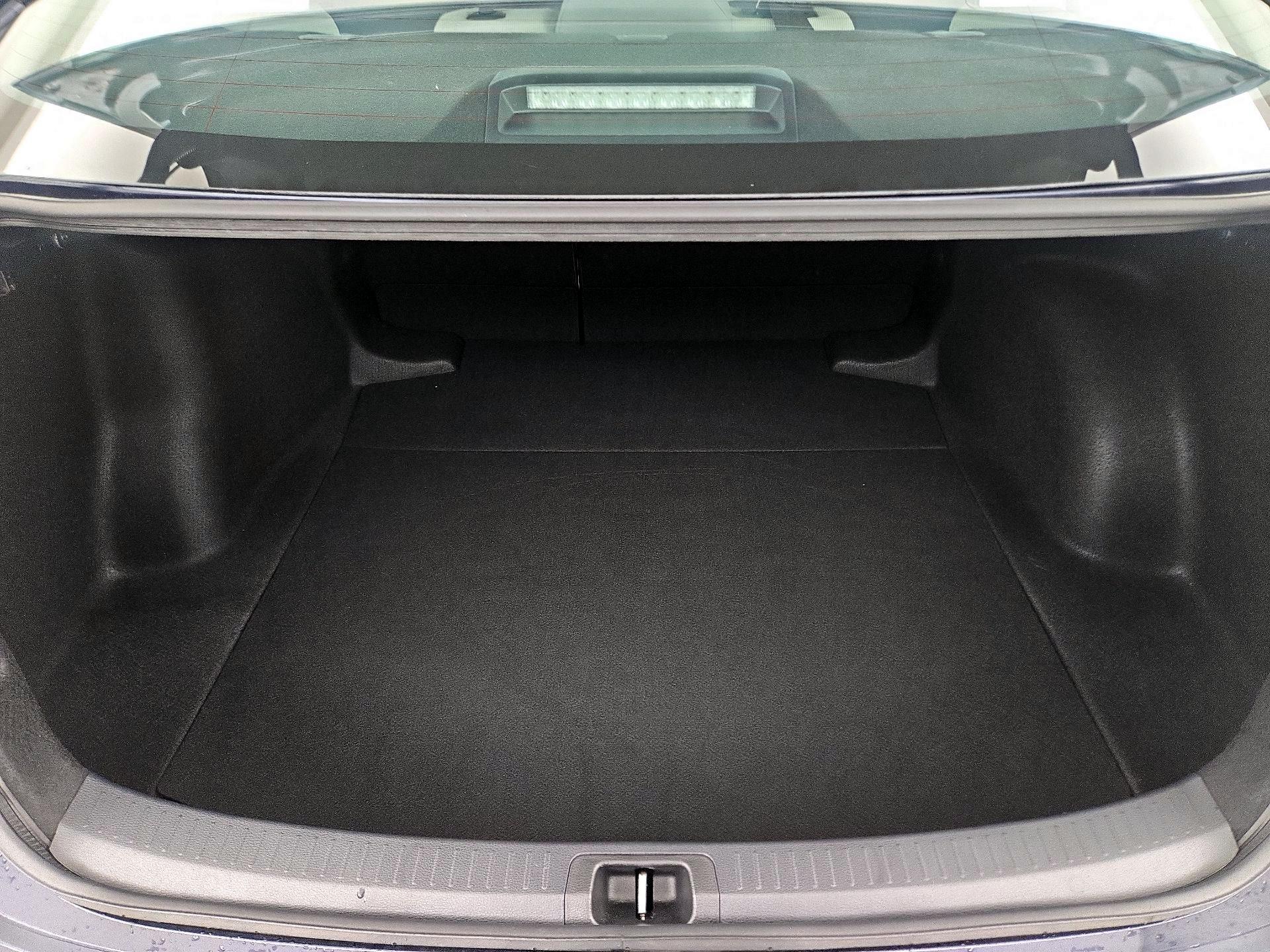 Thumbnail: 2023 Toyota Corolla - 20