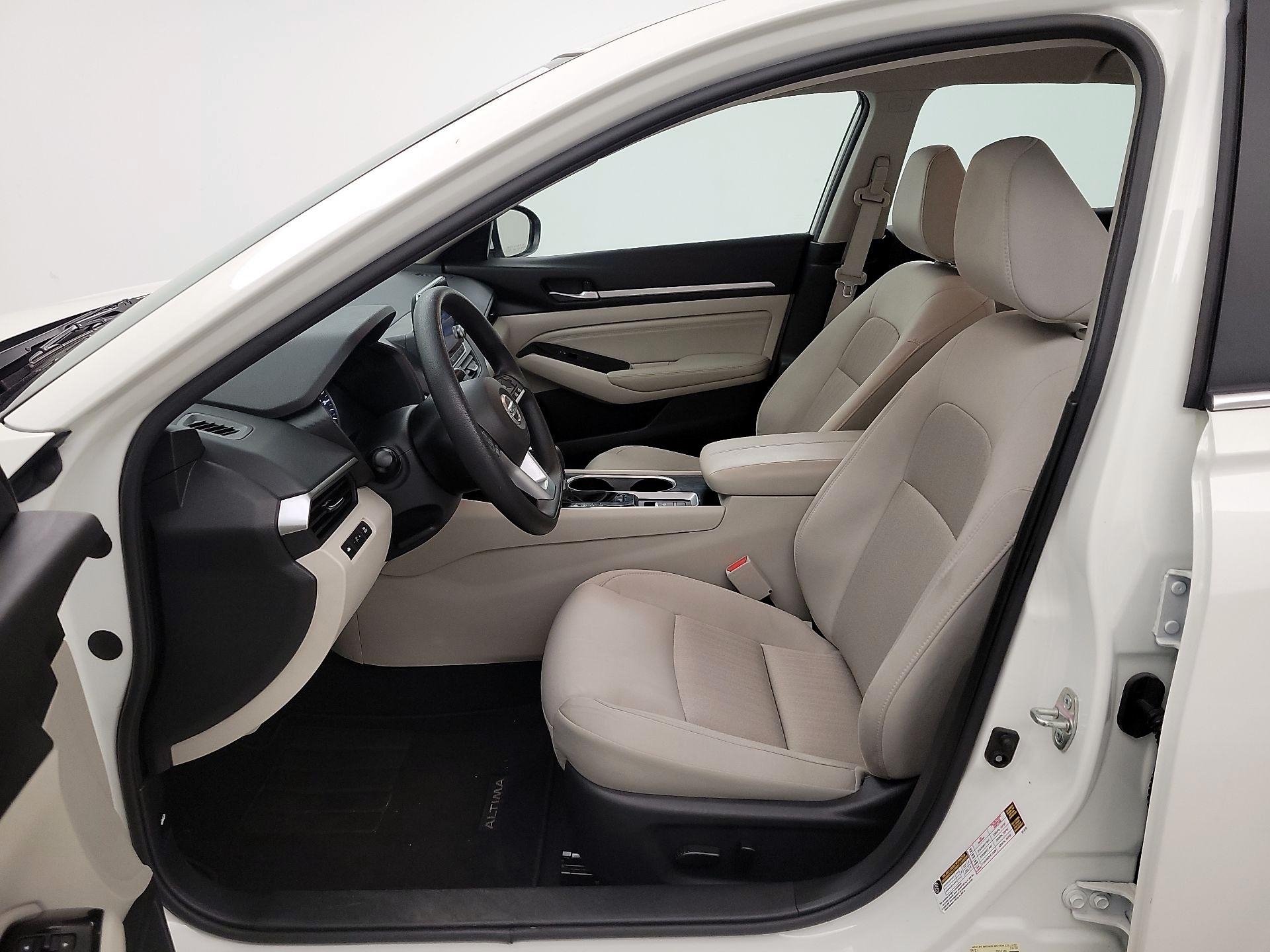 Thumbnail: 2021 Nissan Altima - 11