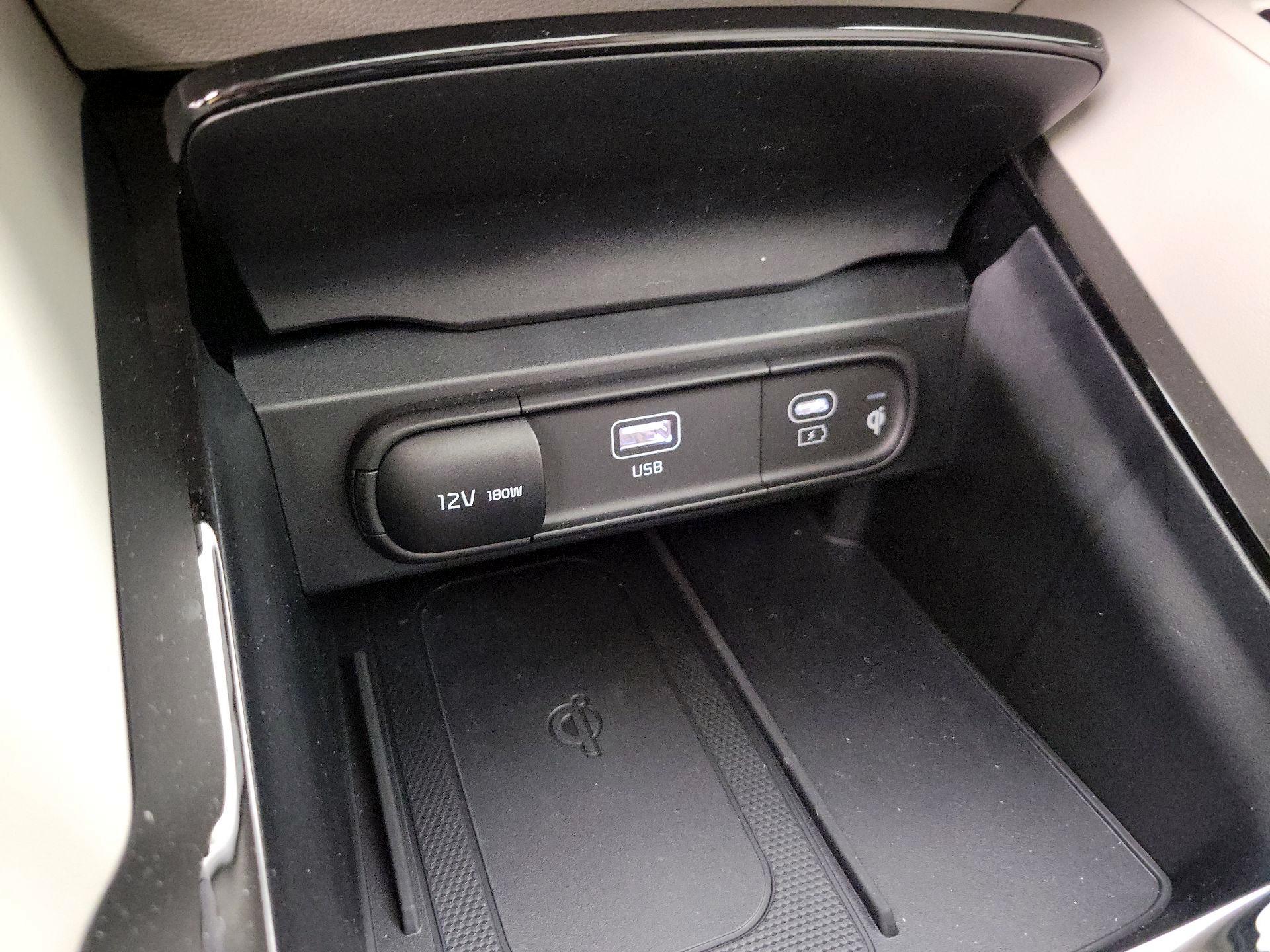 Thumbnail: 2025 Kia Telluride - 19