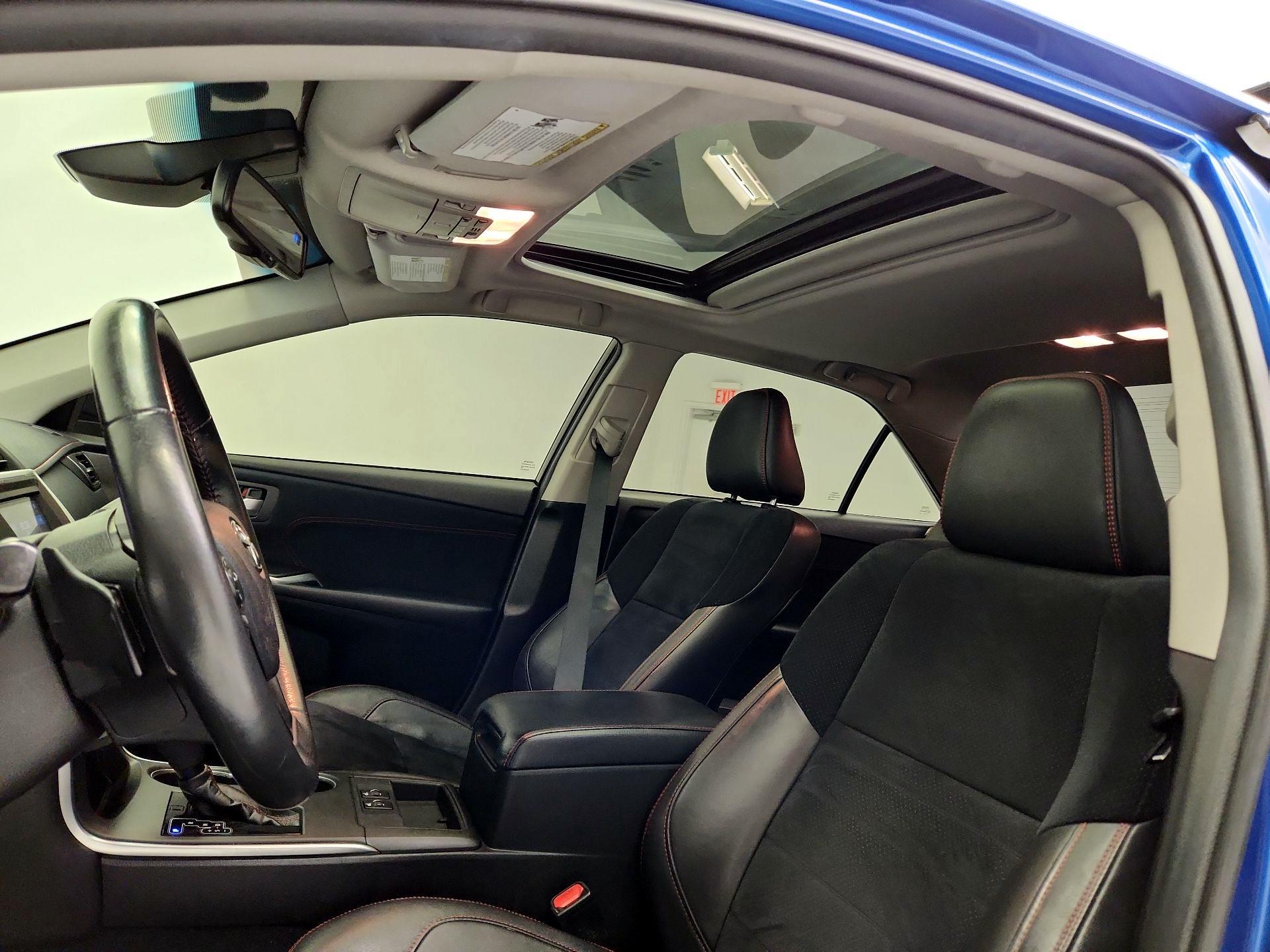 Thumbnail: 2017 Toyota Camry - 19