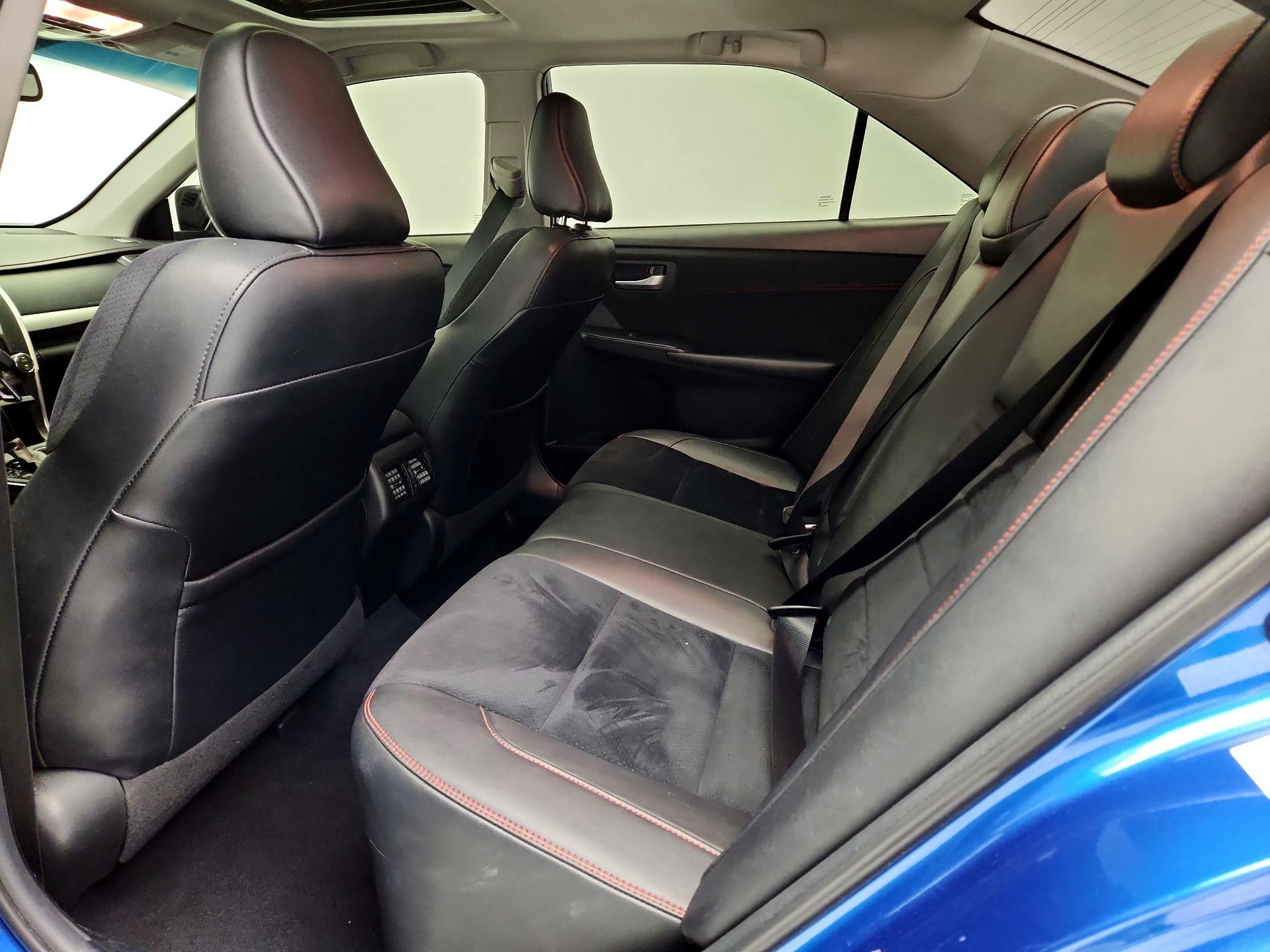 Thumbnail: 2017 Toyota Camry - 20