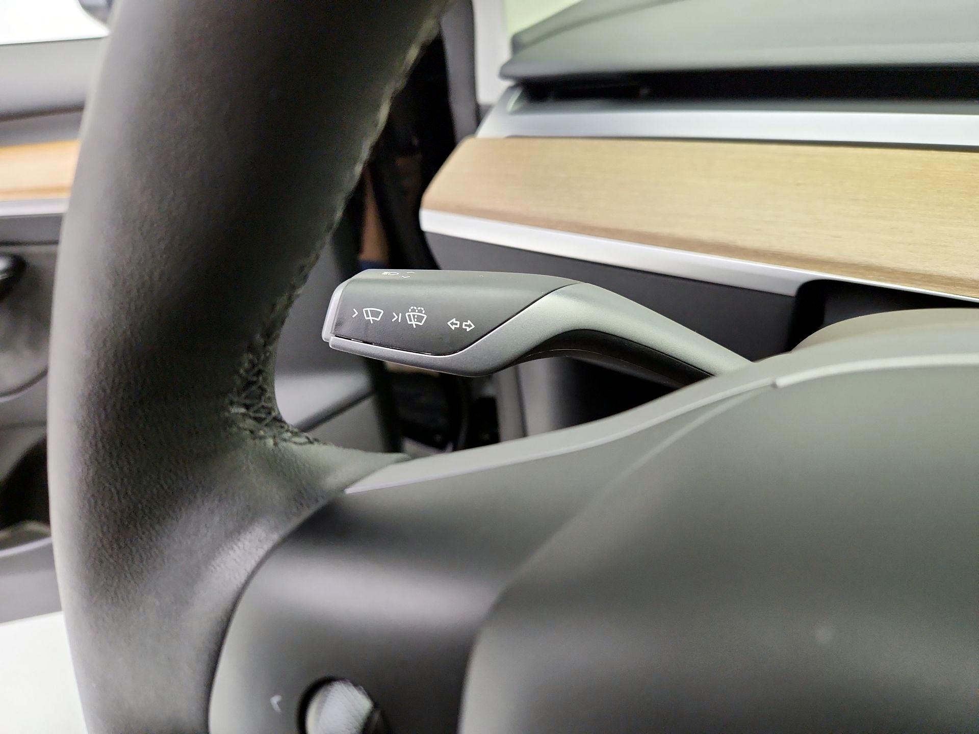 Thumbnail: 2023 Tesla Model 3 - 13