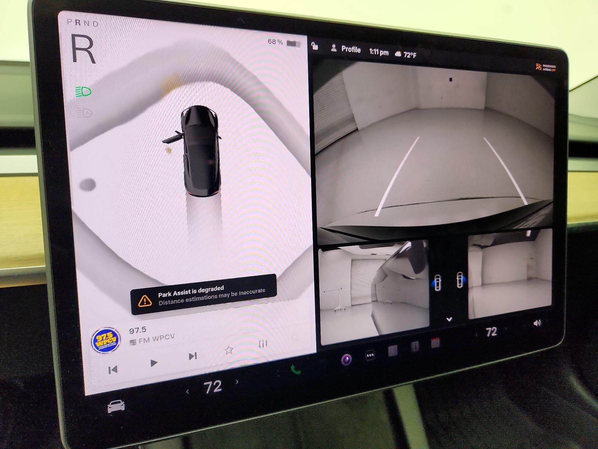 Thumbnail: 2023 Tesla Model 3 - 15