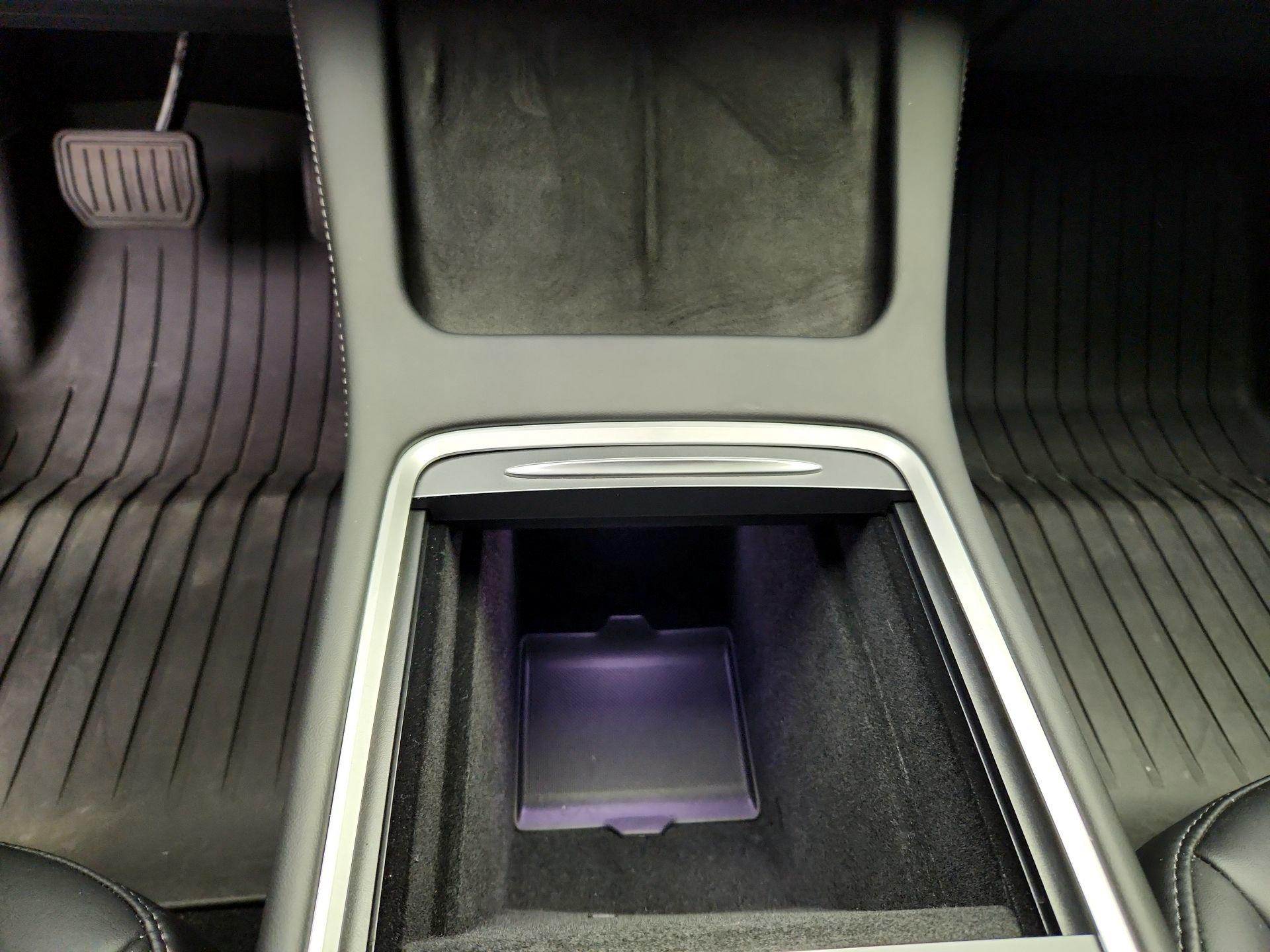 Thumbnail: 2023 Tesla Model 3 - 19